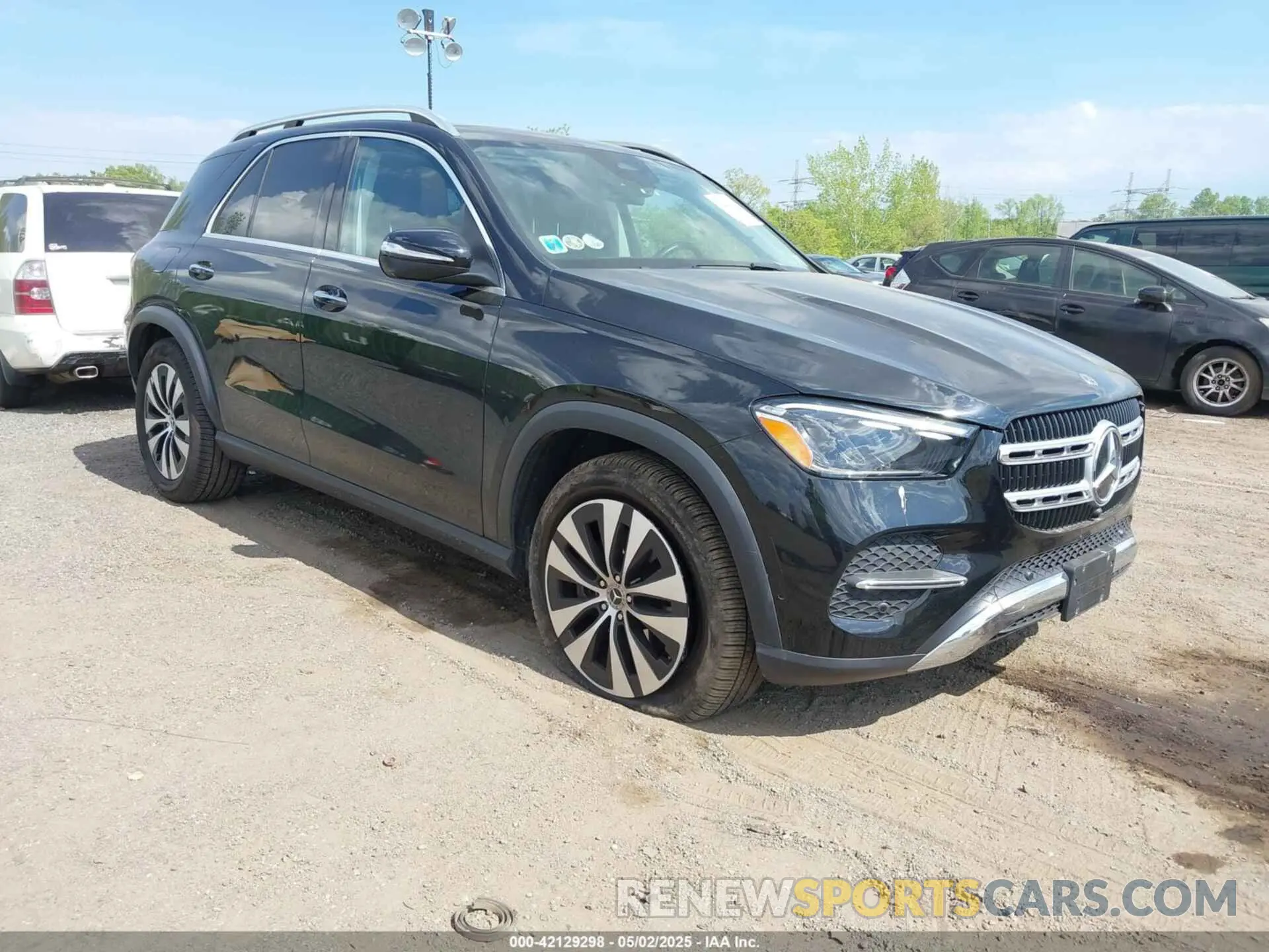 1 Photograph of a damaged car 4JGFB4FBXRB163210 MERCEDES-BENZ GLE 350 2024