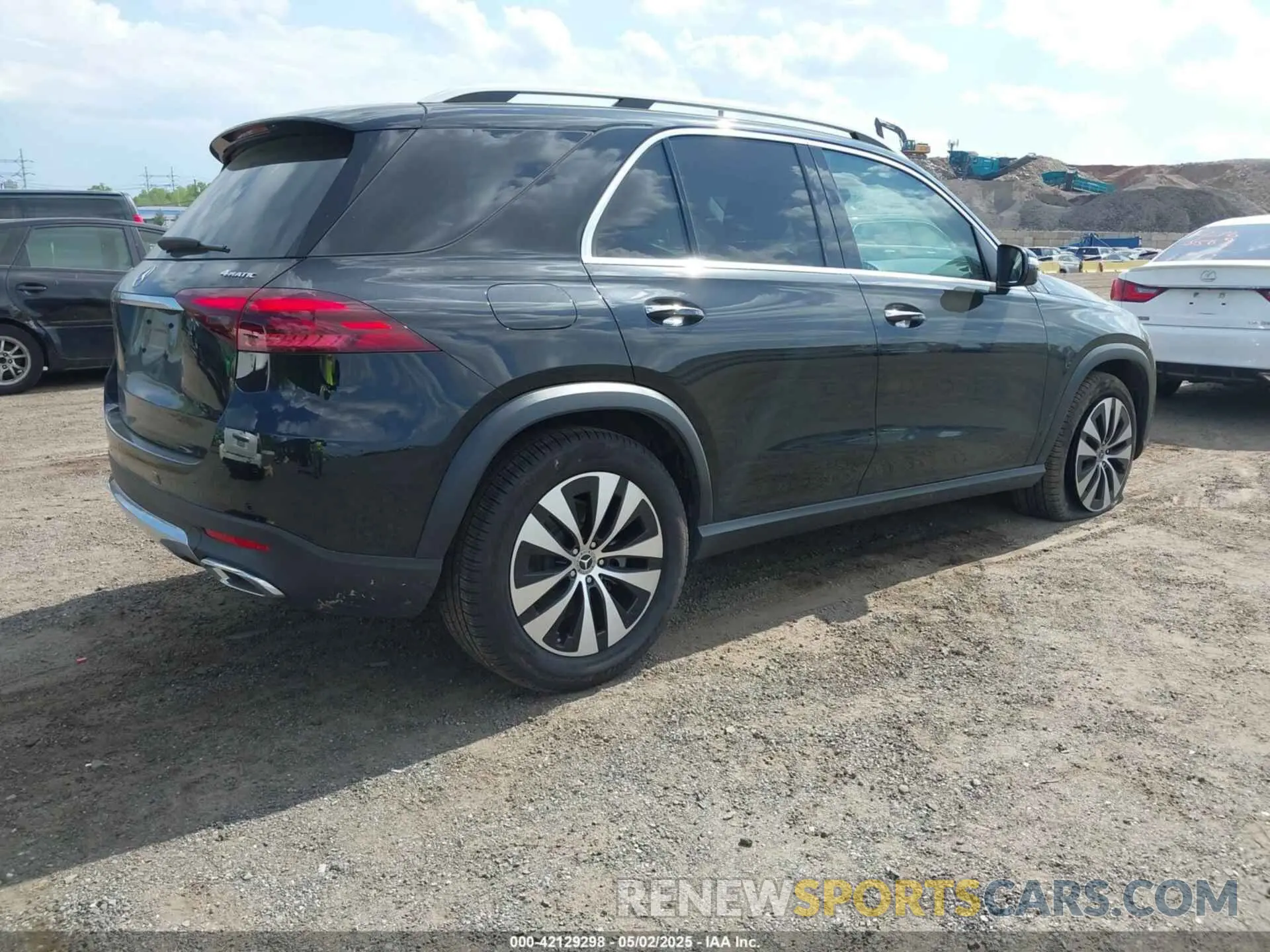 4 Photograph of a damaged car 4JGFB4FBXRB163210 MERCEDES-BENZ GLE 350 2024