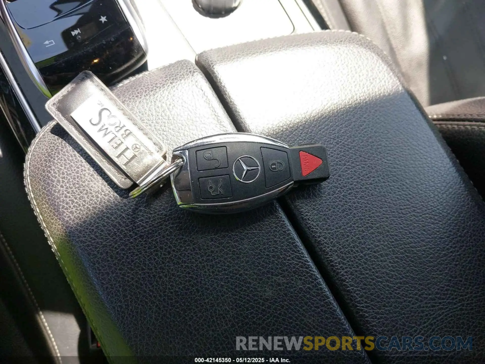 11 Photograph of a damaged car 4JGDA5GB1KB211102 MERCEDES-BENZ GLE 400 2019