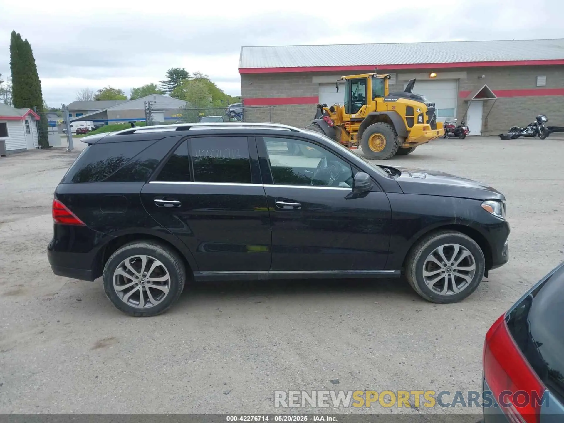 14 Фотография поврежденного автомобиля 4JGDA5GB2KB216941 MERCEDES-BENZ GLE 400 2019