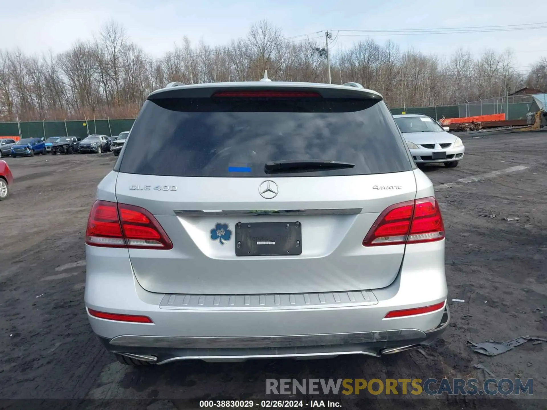 16 Photograph of a damaged car 4JGDA5GB9KB212045 MERCEDES-BENZ GLE 400 2019