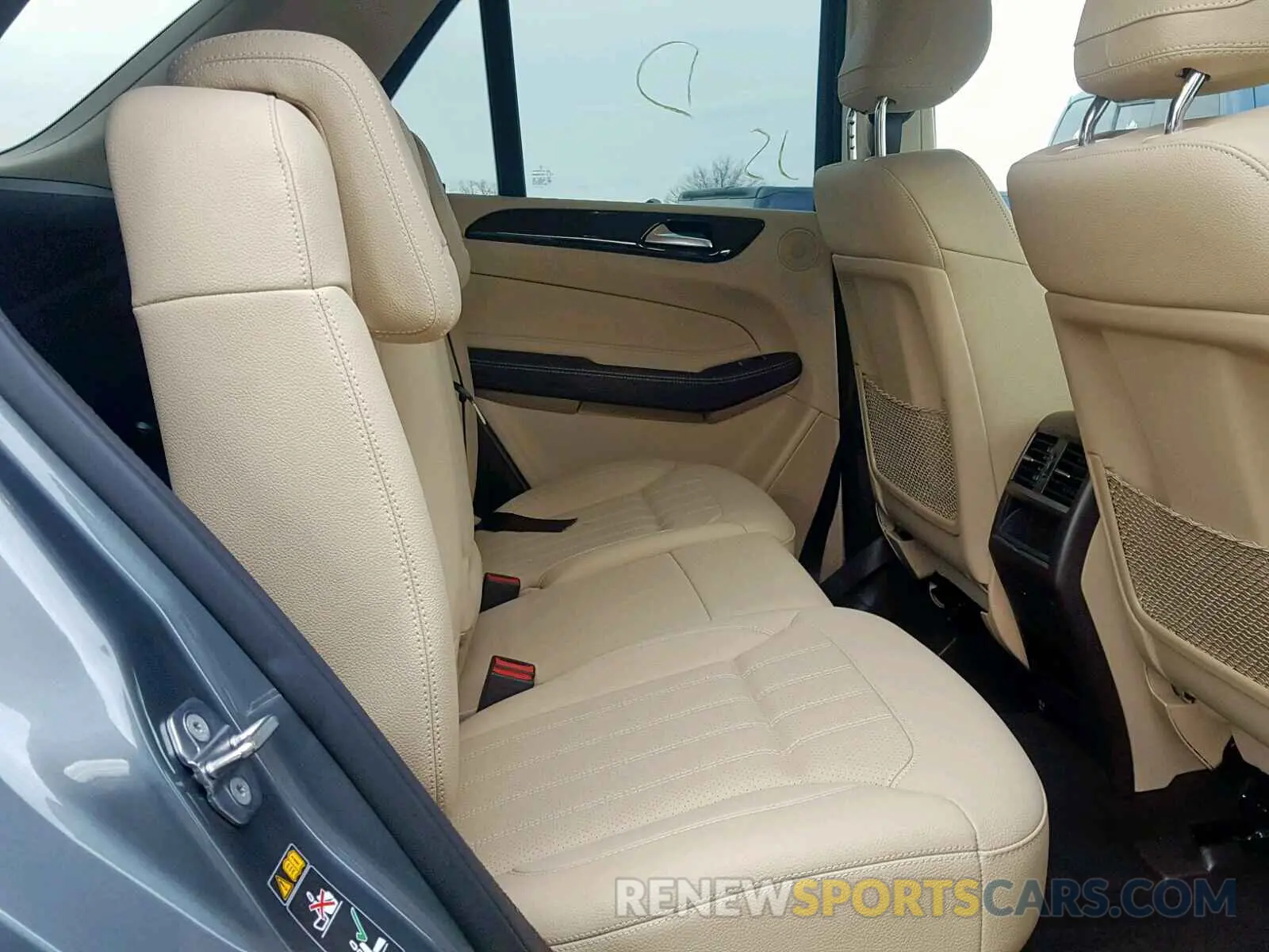 6 Photograph of a damaged car 4JGDA5GB5KB209899 MERCEDES-BENZ GLE 400 4M 2019