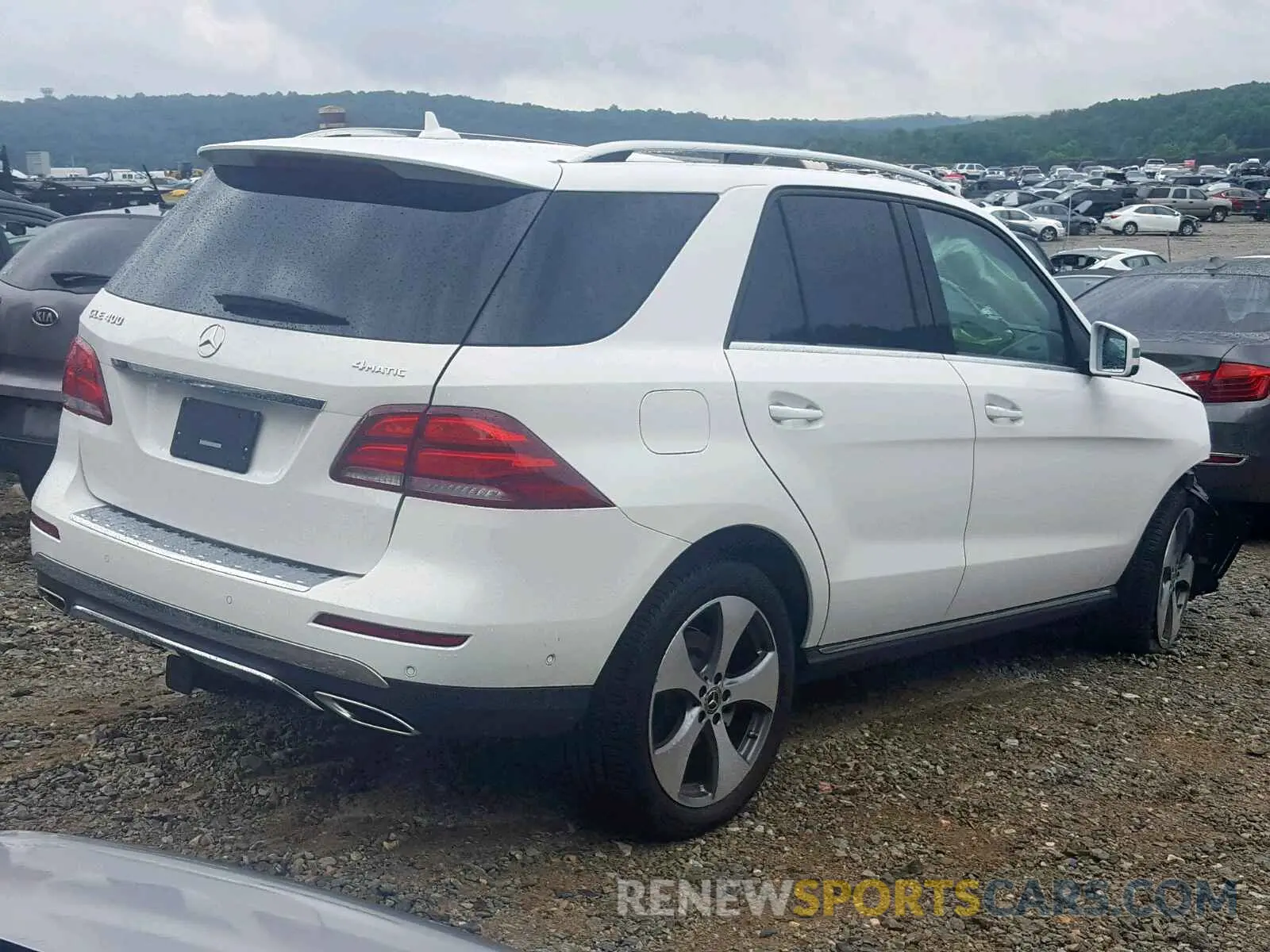 4 Фотография поврежденного автомобиля 4JGDA5GBXKB212314 MERCEDES-BENZ GLE 400 4M 2019