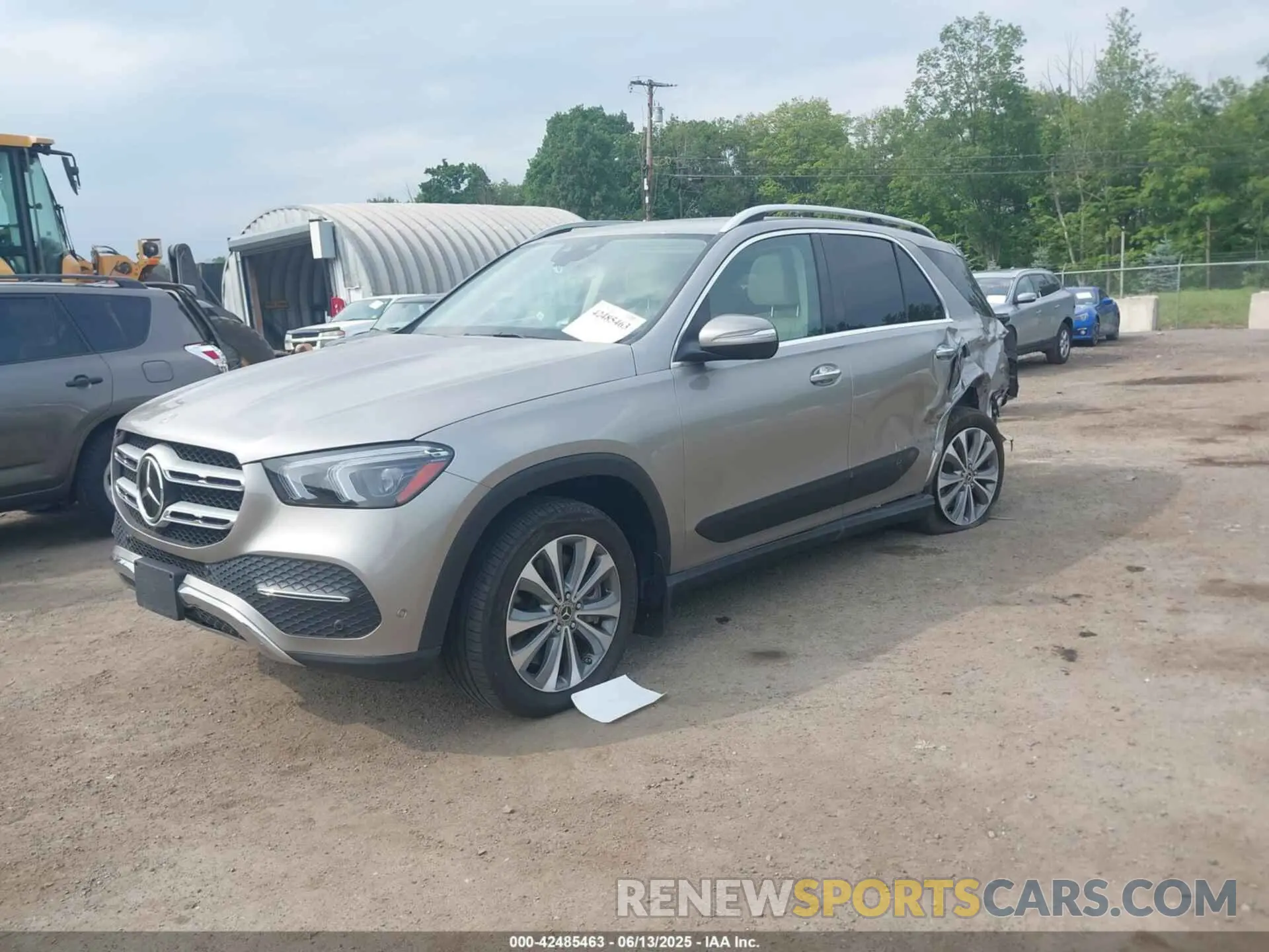 2 Photograph of a damaged car 4JGFB5KB1LA034037 MERCEDES-BENZ GLE 450 2020