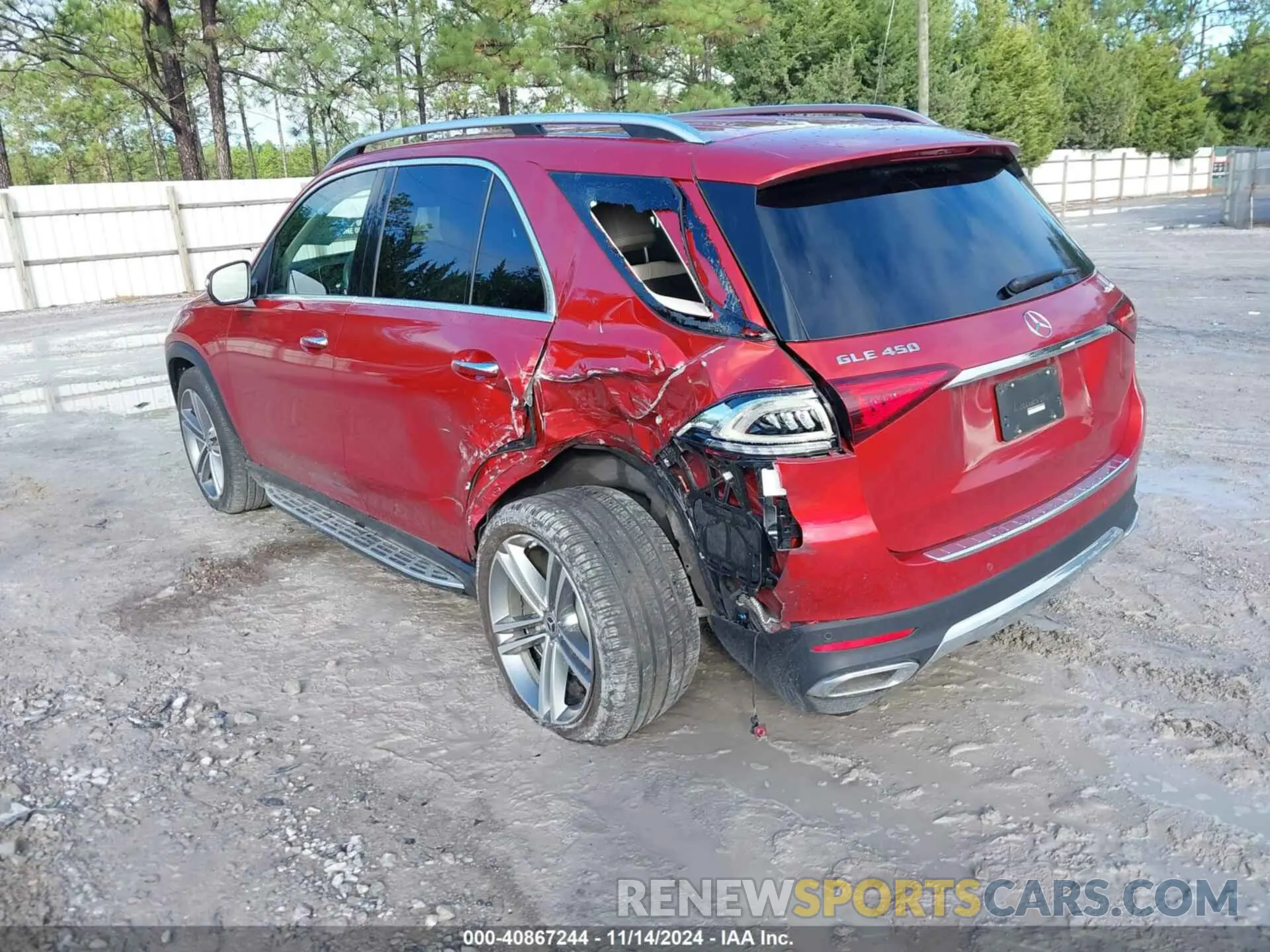 3 Photograph of a damaged car 4JGFB5KB3LA204768 MERCEDES-BENZ GLE 450 2020