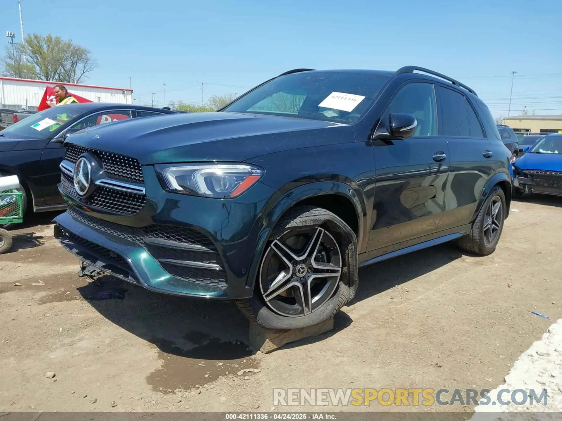 2 Photograph of a damaged car 4JGFB5KB4LA053214 MERCEDES-BENZ GLE 450 2020