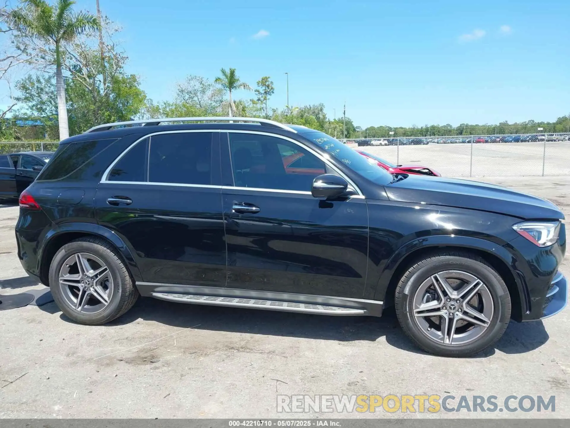 14 Фотография поврежденного автомобиля 4JGFB5KB9LA084071 MERCEDES-BENZ GLE 450 2020