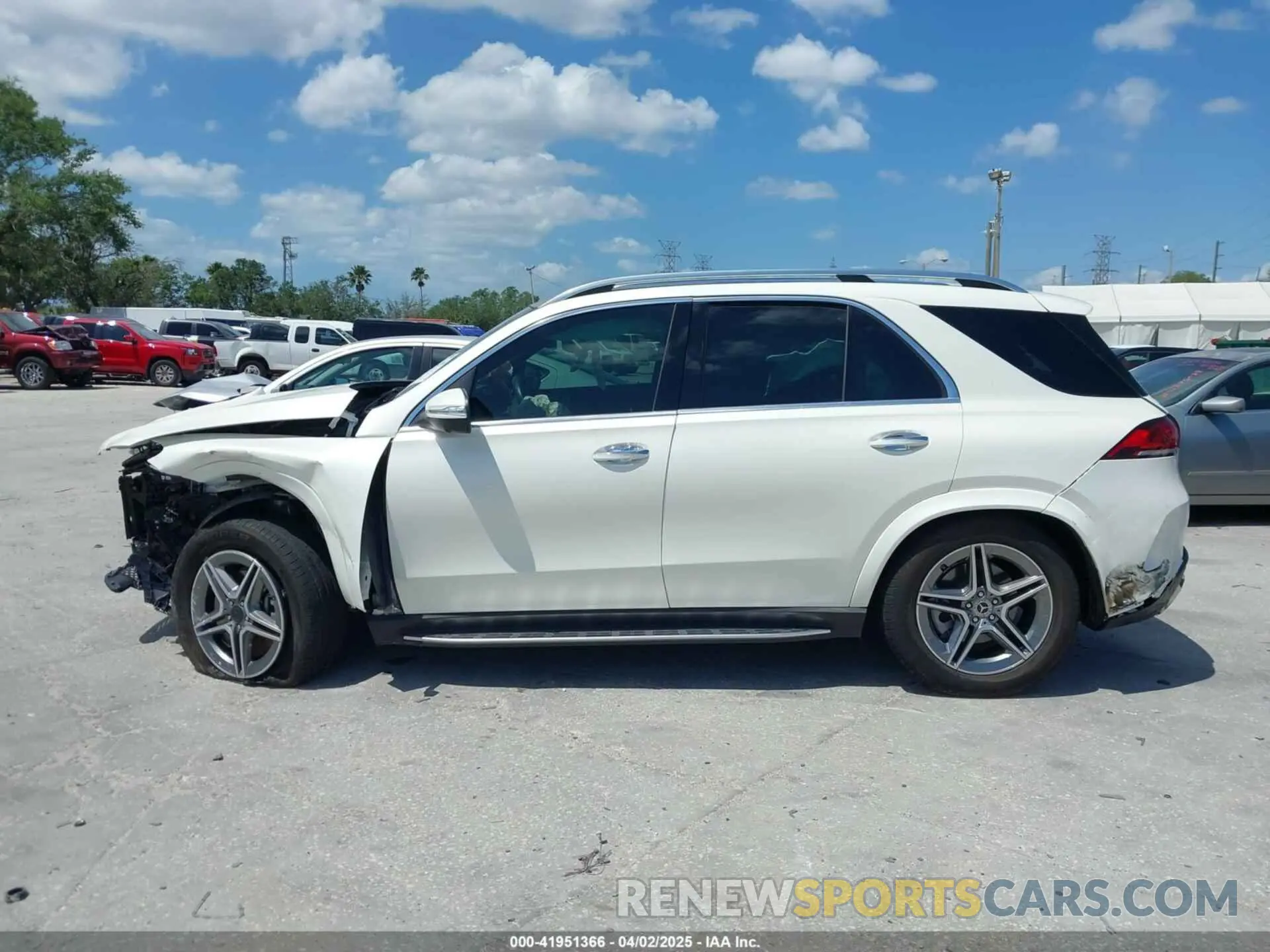 14 Фотография поврежденного автомобиля 4JGFB5KB0NA659872 MERCEDES-BENZ GLE 450 2022