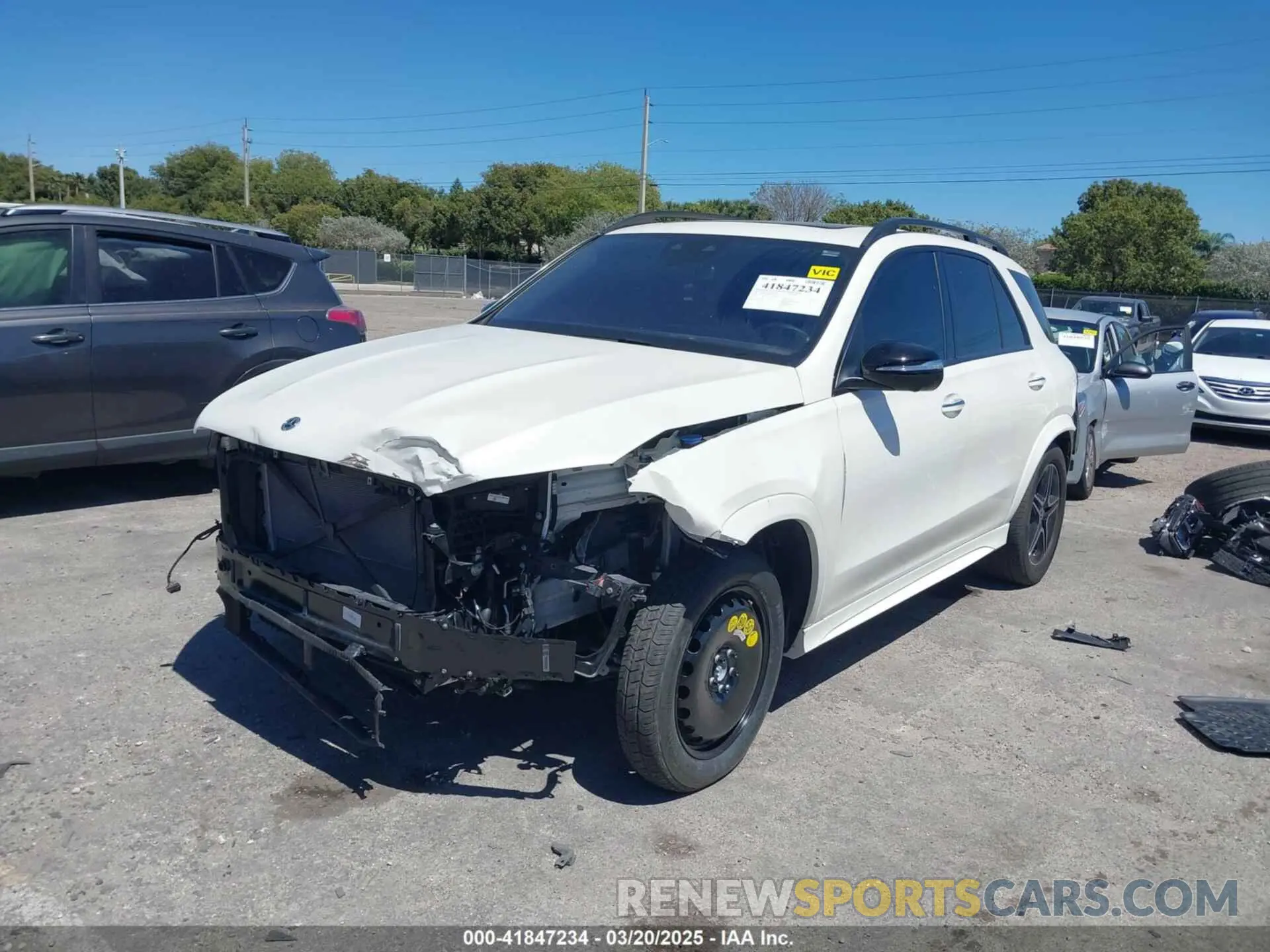 2 Photograph of a damaged car 4JGFB5KB0PA924969 MERCEDES-BENZ GLE 450 2023