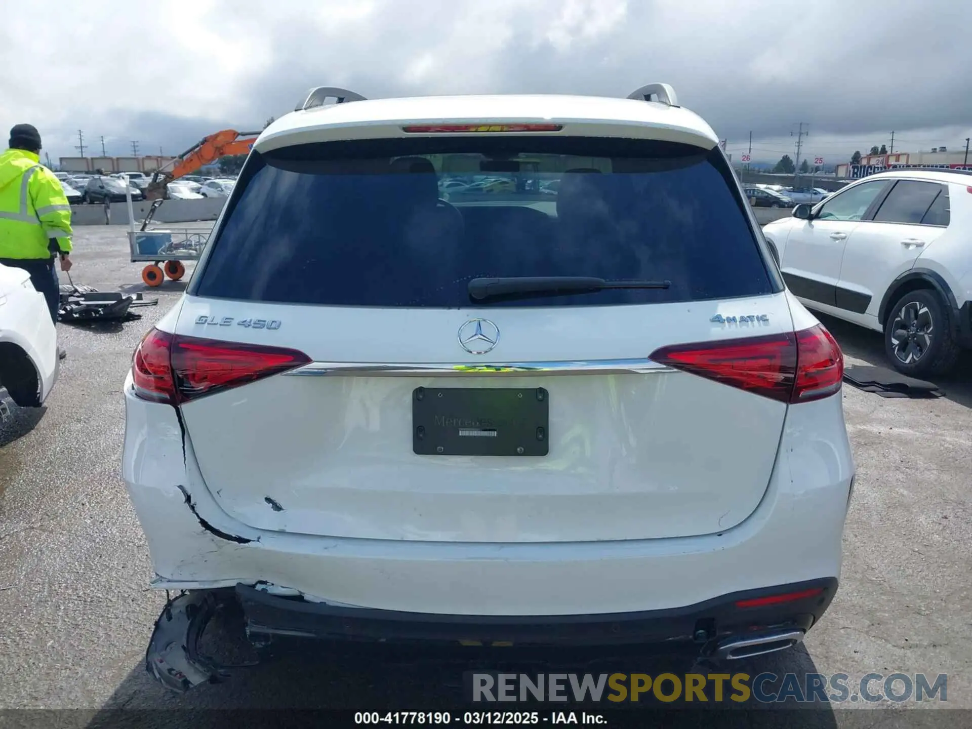 16 Photograph of a damaged car 4JGFB5KB3PA866002 MERCEDES-BENZ GLE 450 2023