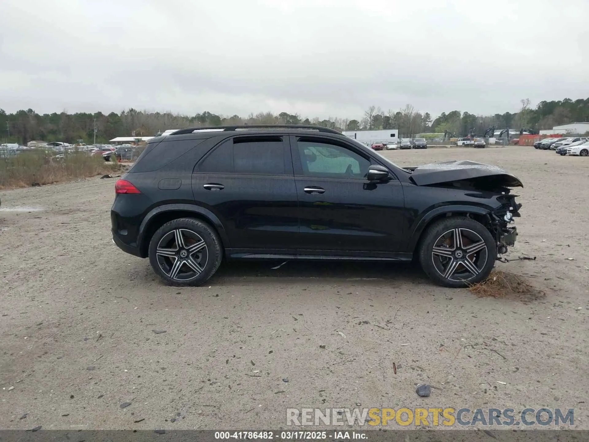 12 Photograph of a damaged car 4JGFB5KB3RB179079 MERCEDES-BENZ GLE 450 2024