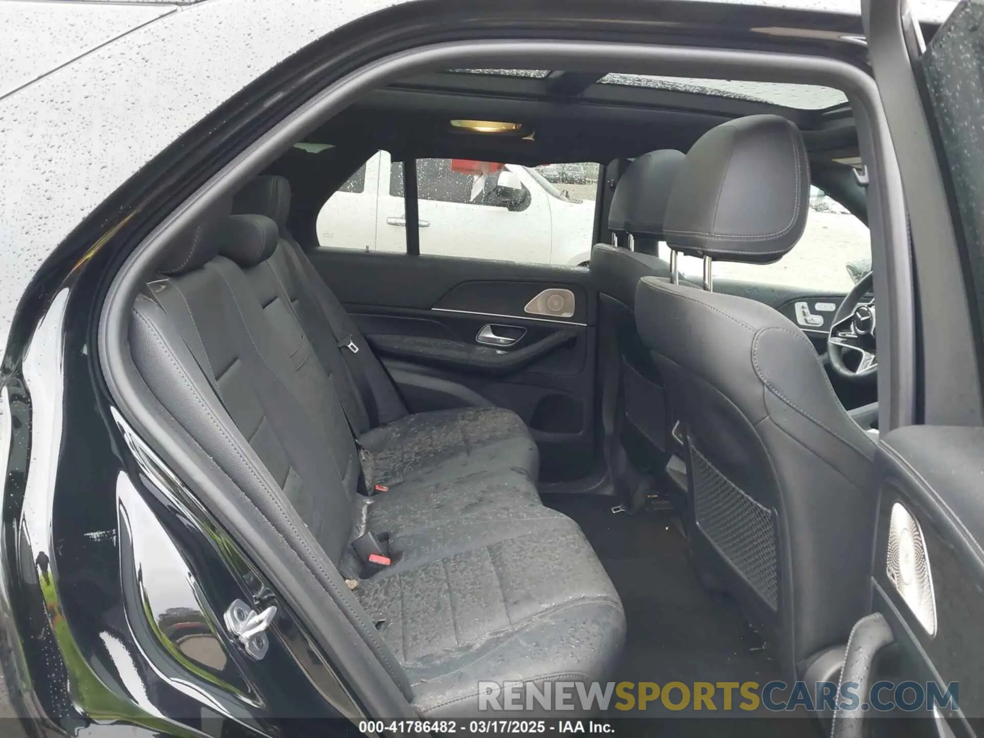 8 Photograph of a damaged car 4JGFB5KB3RB179079 MERCEDES-BENZ GLE 450 2024