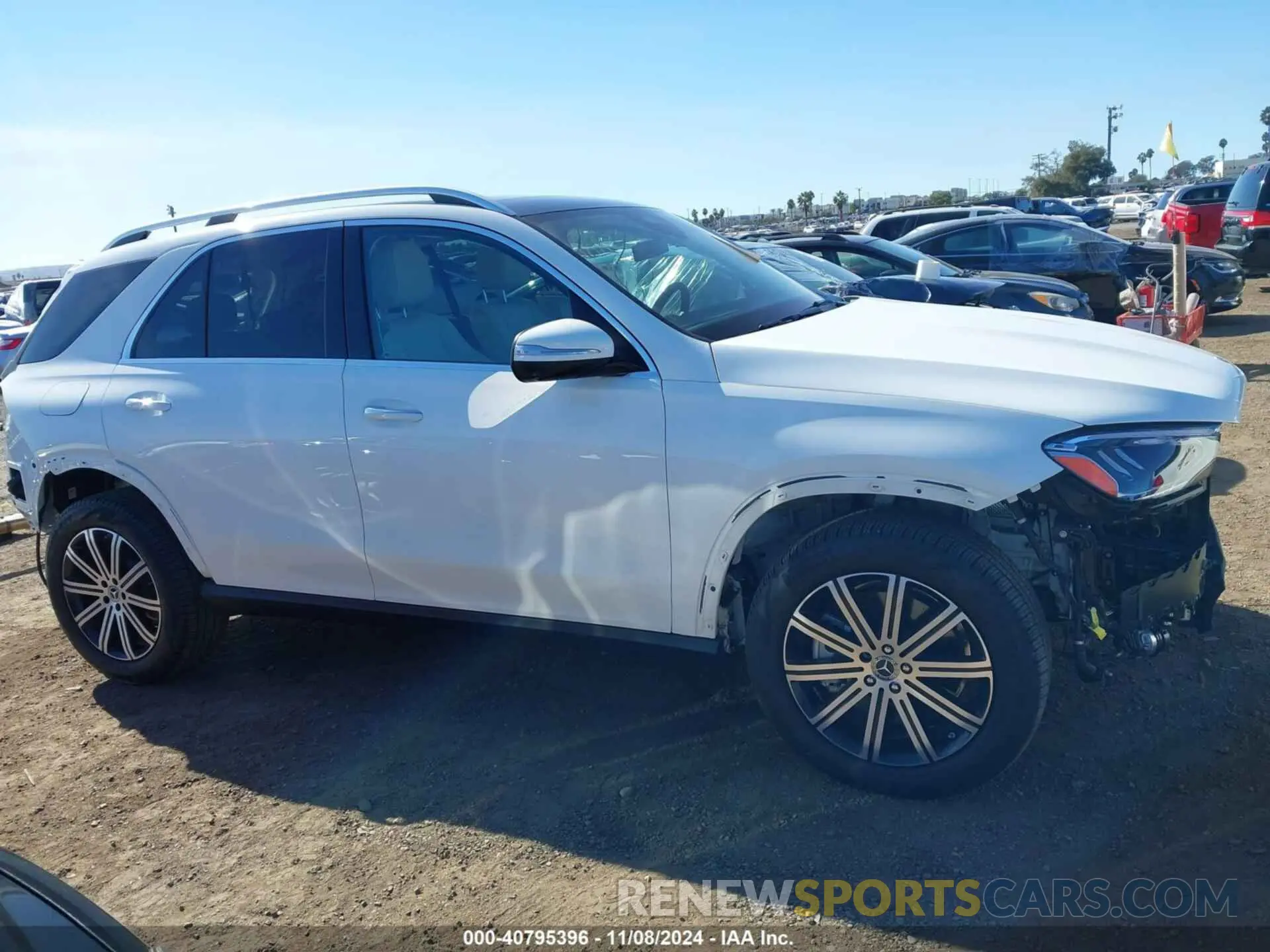 14 Photograph of a damaged car 4JGFB5KB5RB074298 MERCEDES-BENZ GLE 450 2024