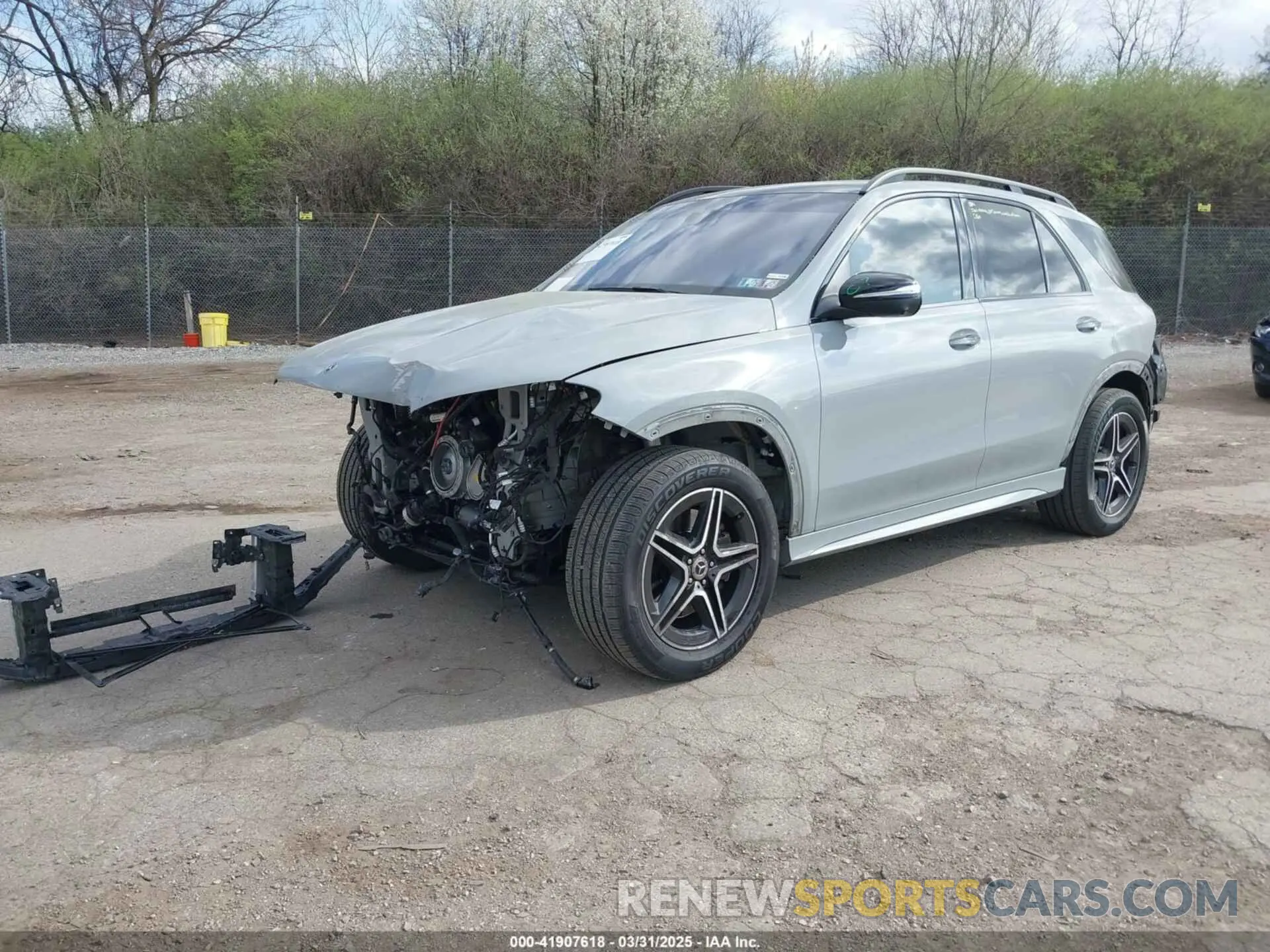 2 Photograph of a damaged car 4JGFB5KB6RA986105 MERCEDES-BENZ GLE 450 2024