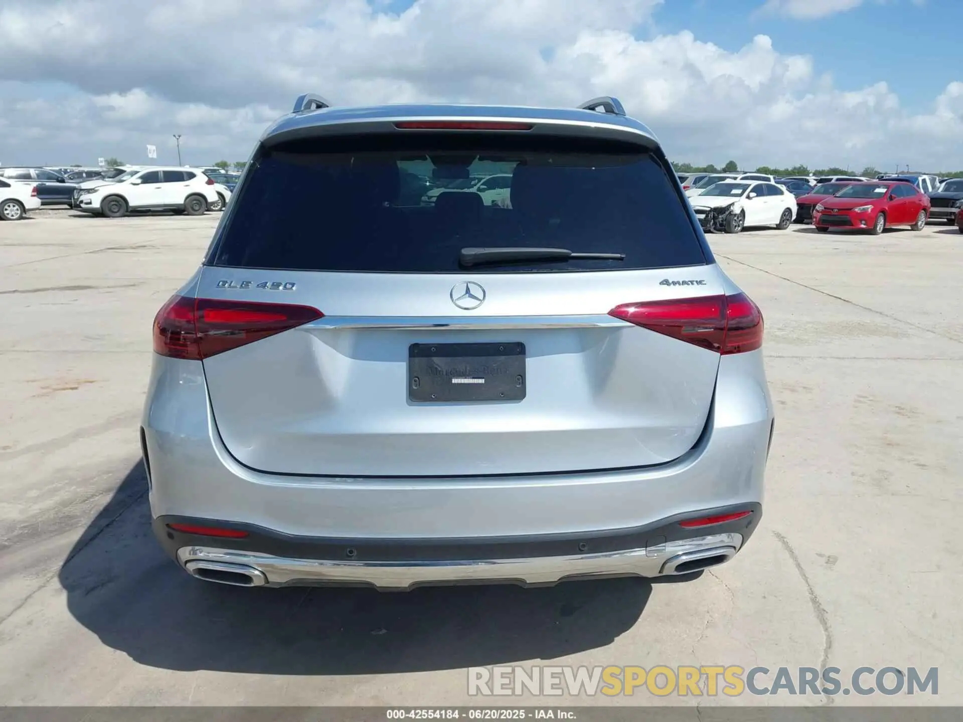 16 Photograph of a damaged car 4JGFB5KB6RB139837 MERCEDES-BENZ GLE 450 2024