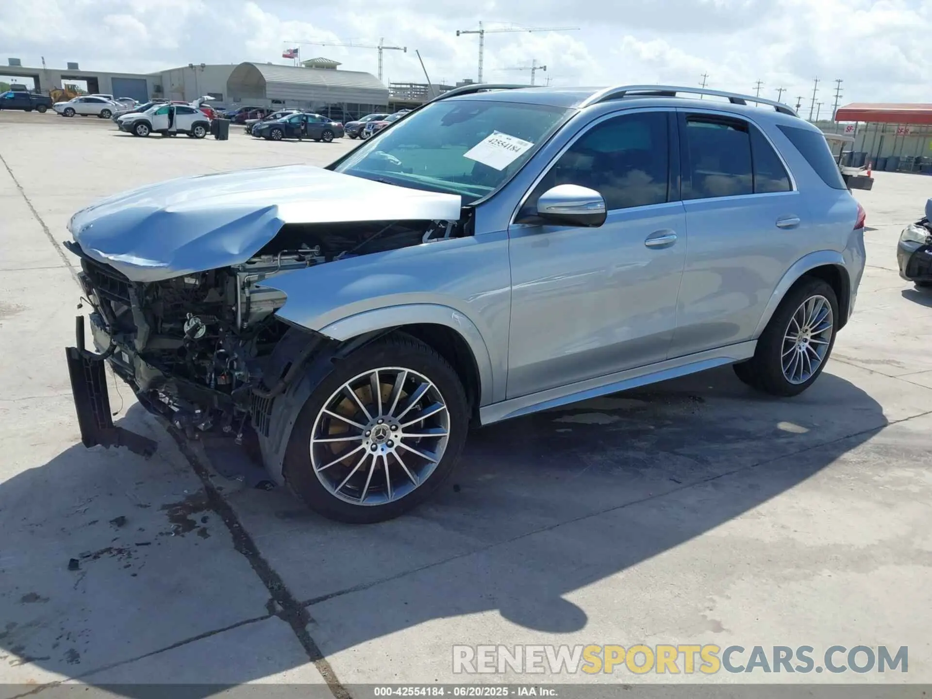 2 Photograph of a damaged car 4JGFB5KB6RB139837 MERCEDES-BENZ GLE 450 2024