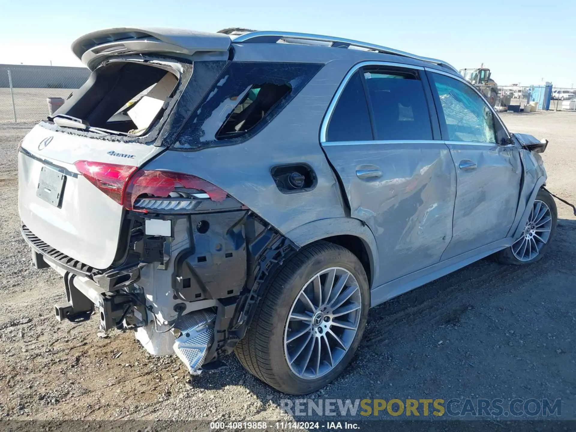4 Photograph of a damaged car 4JGFB5KB9RB263973 MERCEDES-BENZ GLE 450 2024