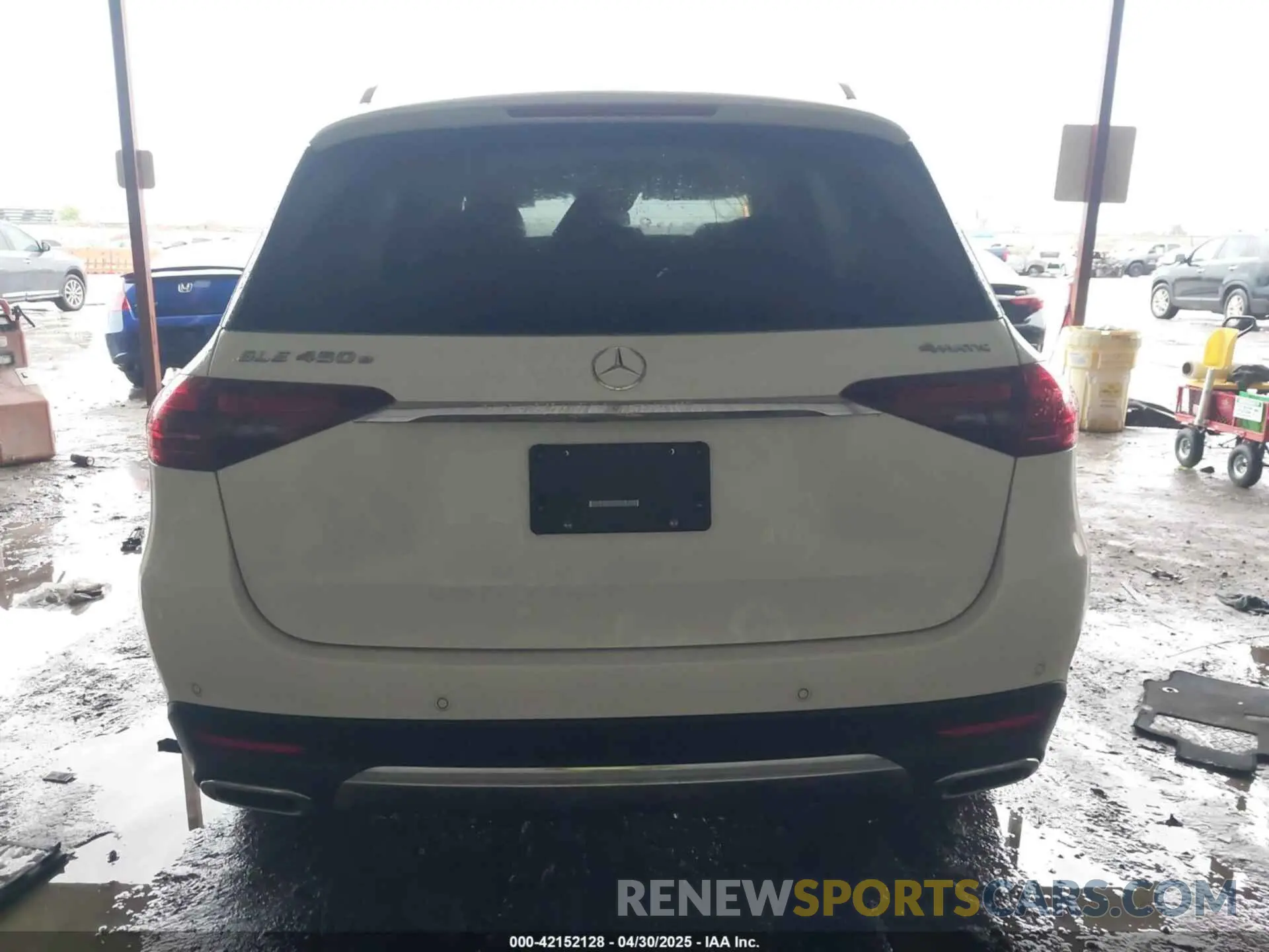 17 Photograph of a damaged car 4JGFB4GB5RB257221 MERCEDES-BENZ GLE 450 PLUG-IN HYBRID 2024