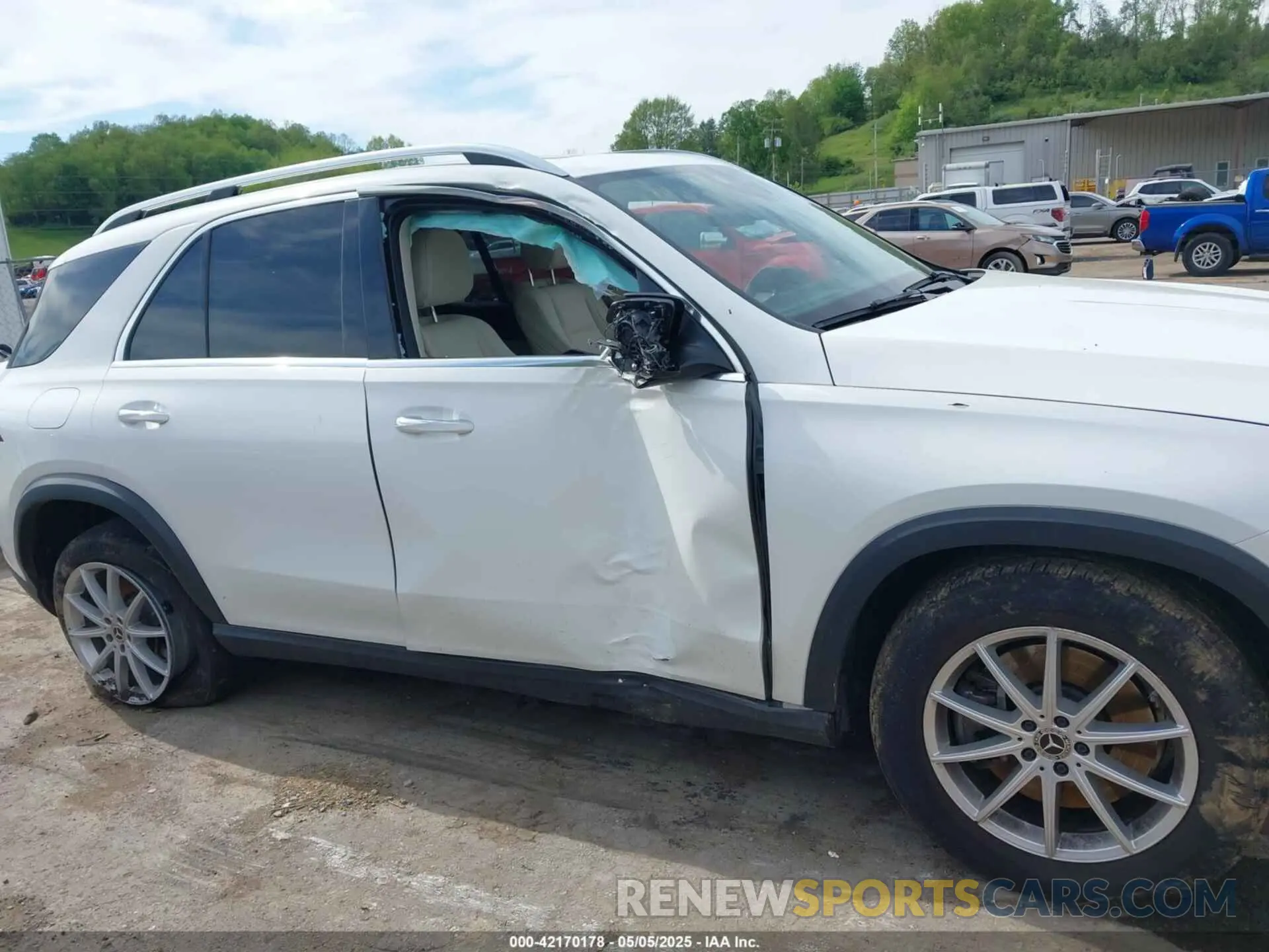 13 Photograph of a damaged car 4JGFB4GB8RB069521 MERCEDES-BENZ GLE 450 PLUG-IN HYBRID 2024