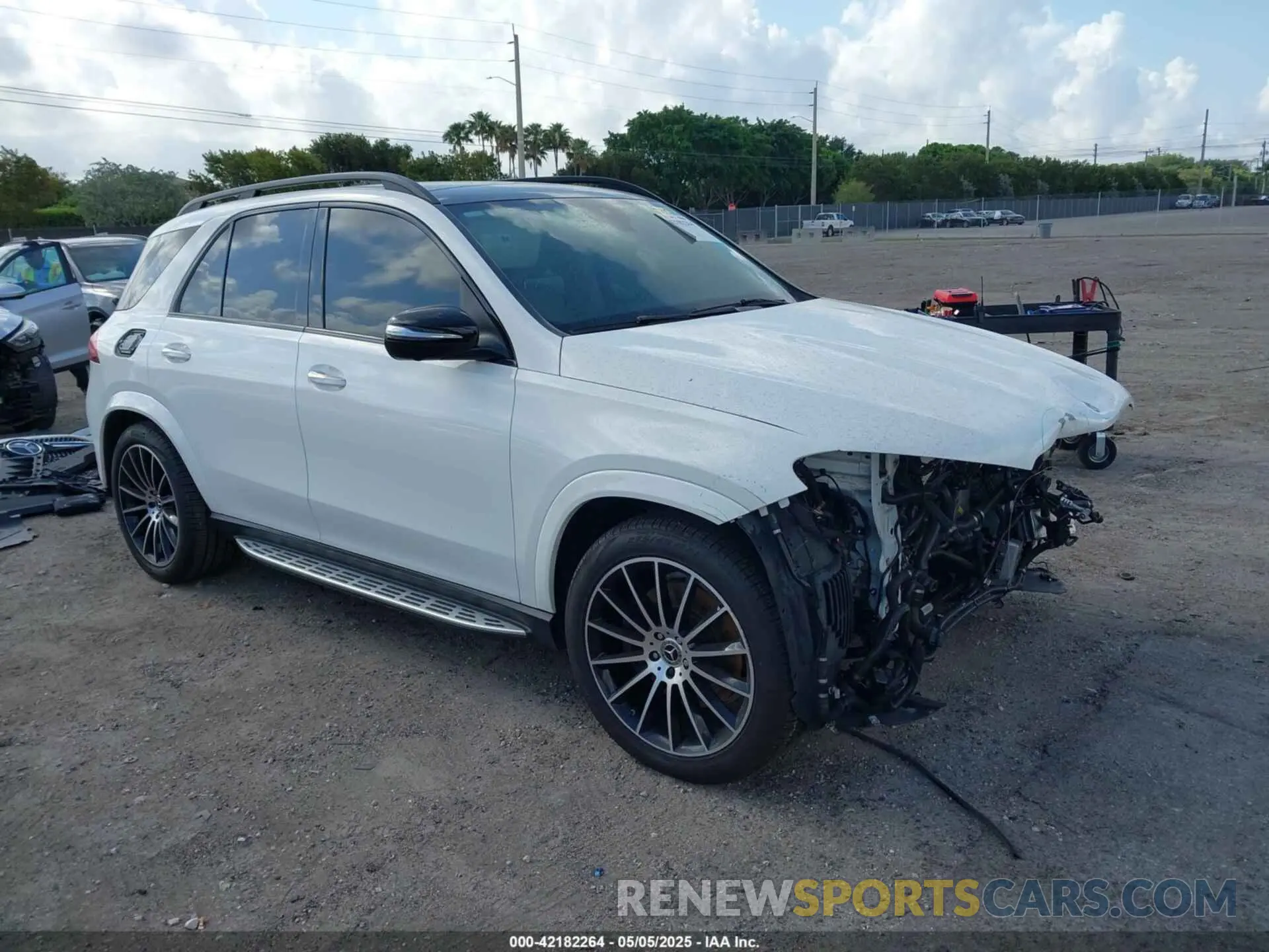 1 Фотография поврежденного автомобиля 4JGFB8GB8MA468001 MERCEDES-BENZ GLE 580 2021