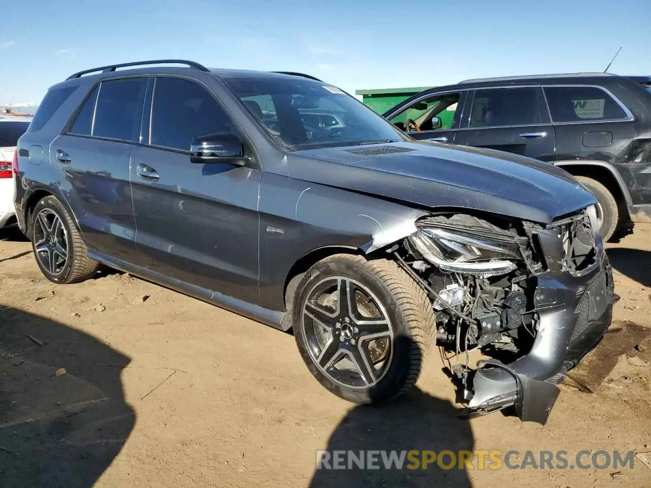 4 Photograph of a damaged car 4JGDA6EB4KB187869 MERCEDES-BENZ GLE-CLASS 2019