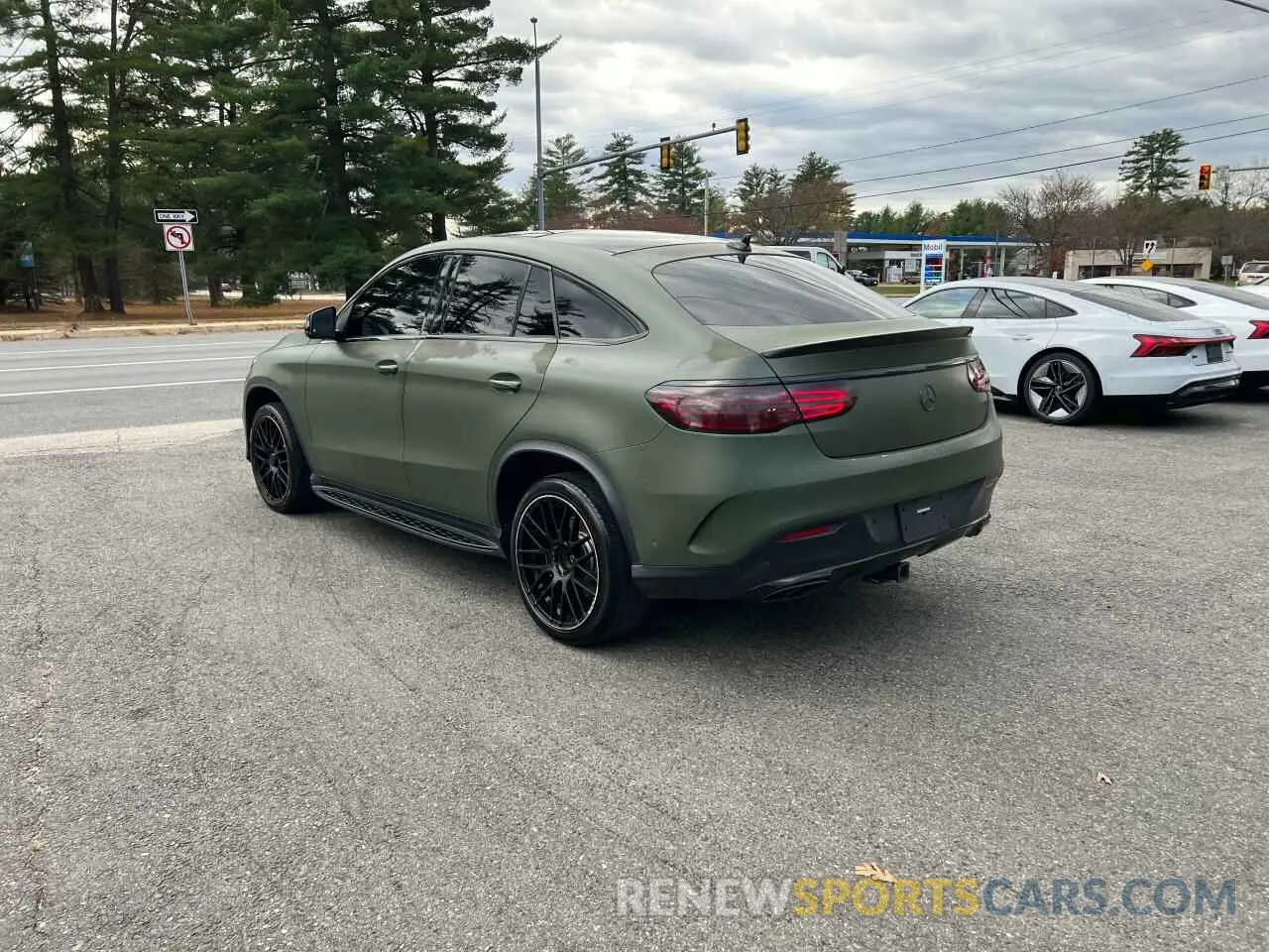 3 Photograph of a damaged car 4JGED6EB5KA150475 MERCEDES-BENZ GLE-CLASS 2019
