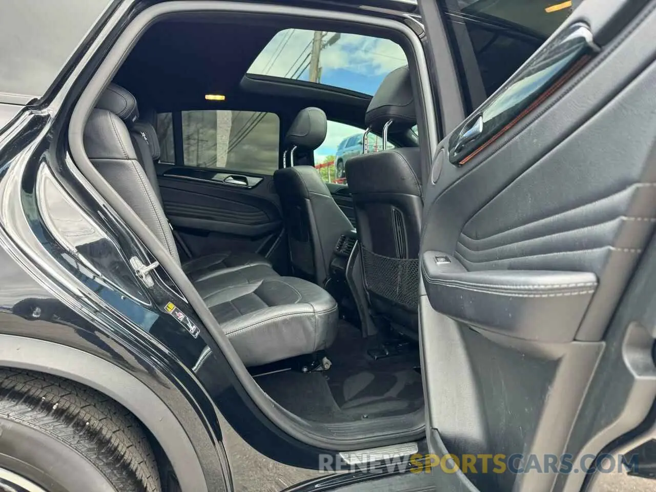 6 Photograph of a damaged car 4JGED6EB5KA151724 MERCEDES-BENZ GLE-CLASS 2019