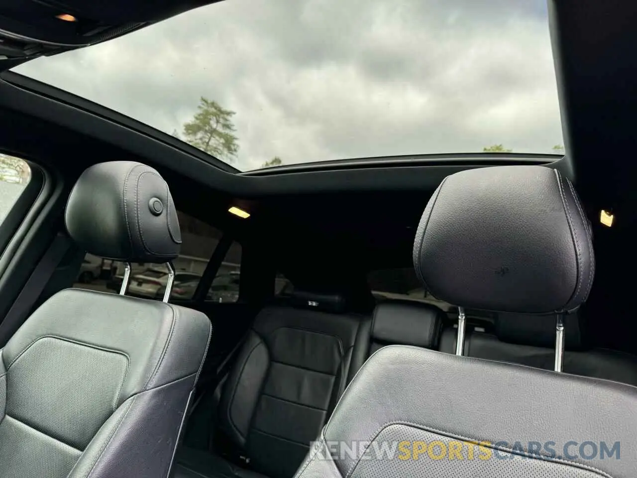 9 Photograph of a damaged car 4JGED6EB5KA151724 MERCEDES-BENZ GLE-CLASS 2019