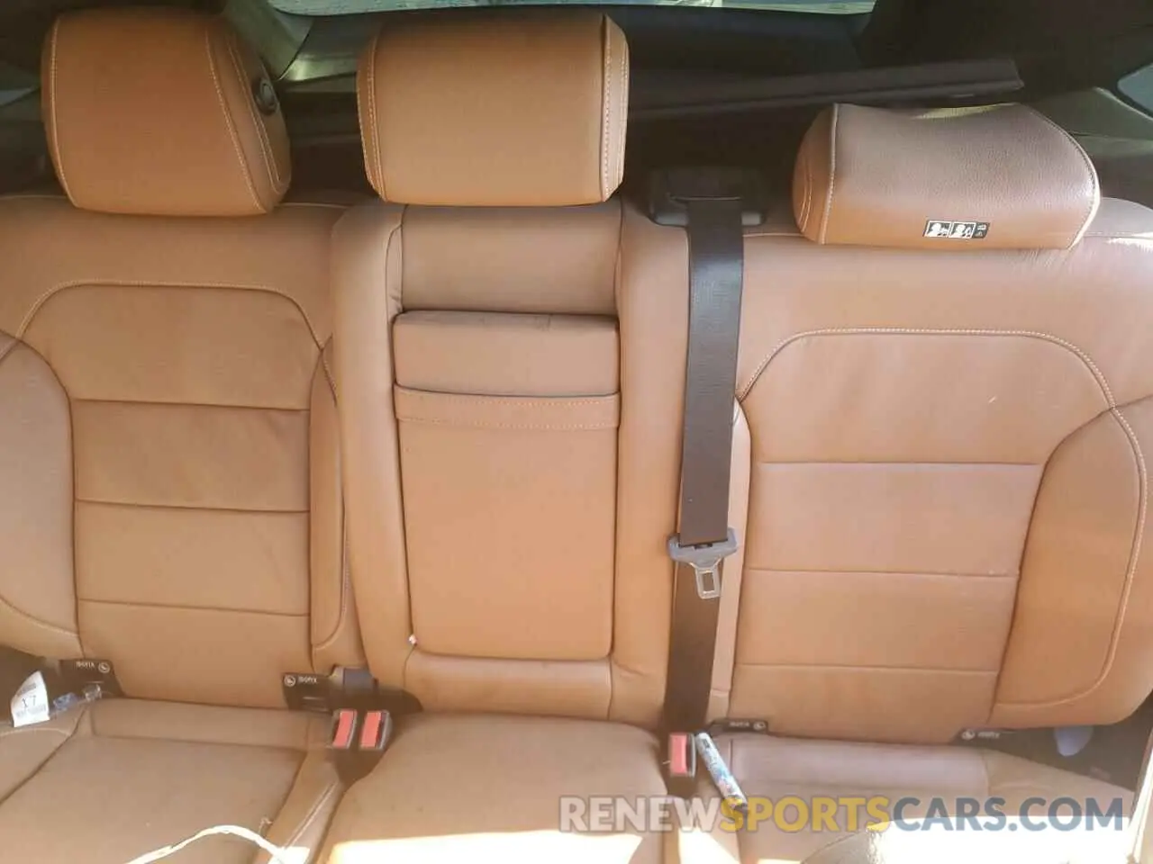10 Photograph of a damaged car 4JGED6EB7KA141812 MERCEDES-BENZ GLE-CLASS 2019