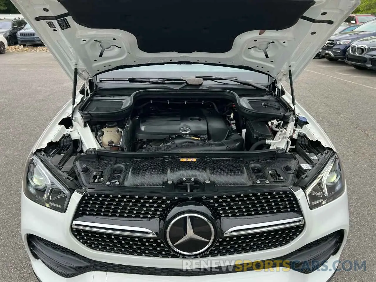 8 Photograph of a damaged car 4JGFB4JB6LA285194 MERCEDES-BENZ GLE-CLASS 2020