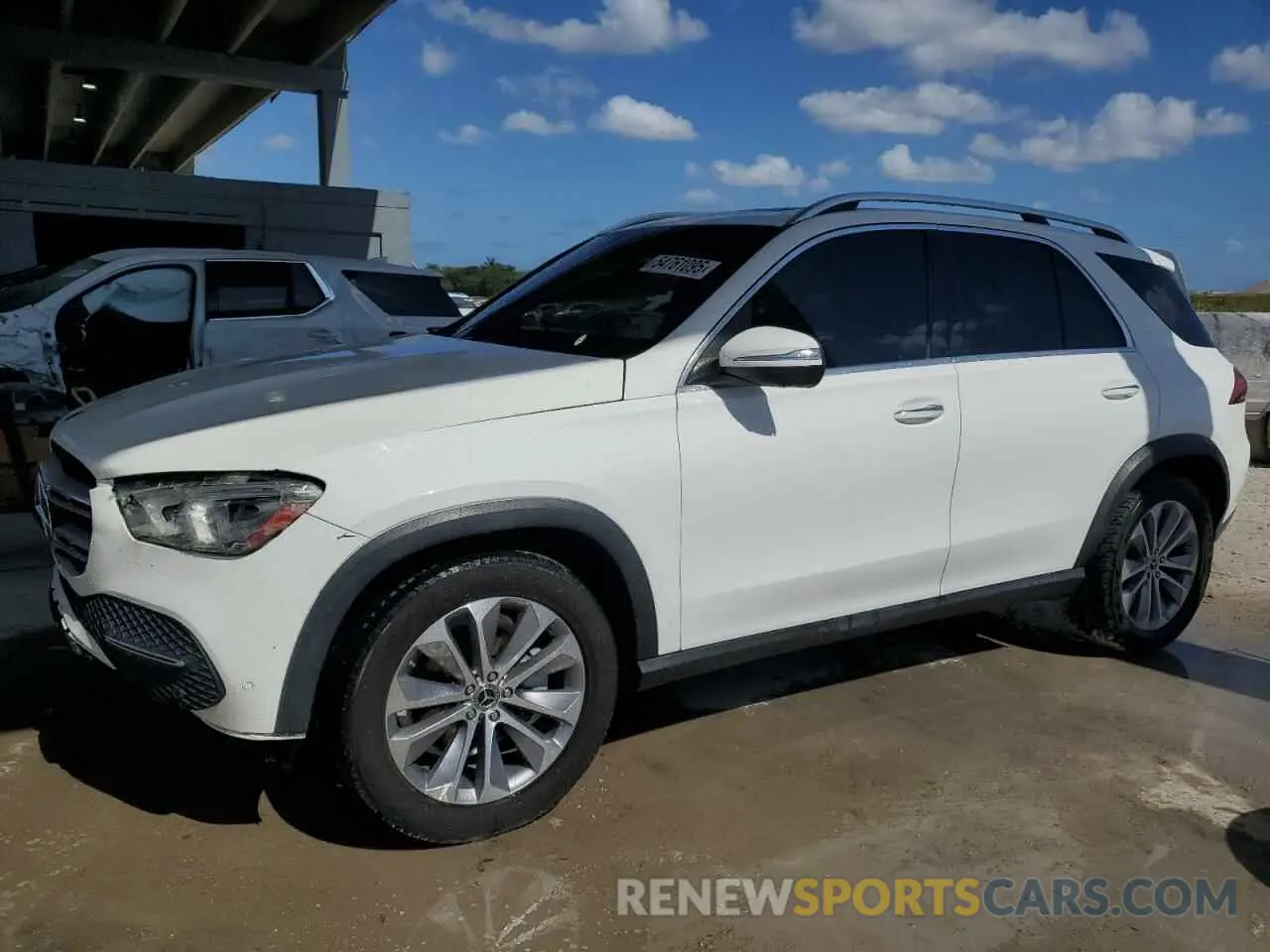 1 Photograph of a damaged car 4JGFB4JB7LA154436 MERCEDES-BENZ GLE-CLASS 2020