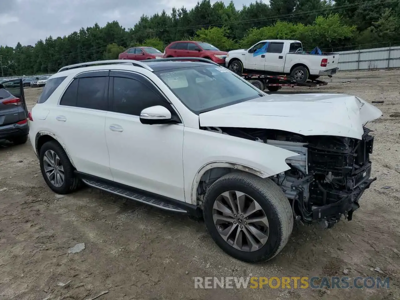 4 Photograph of a damaged car 4JGFB4JB8LA118450 MERCEDES-BENZ GLE-CLASS 2020