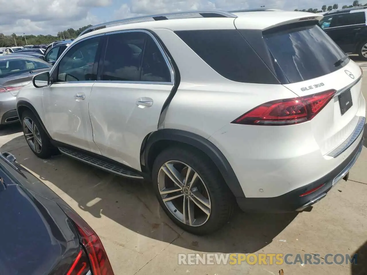 2 Photograph of a damaged car 4JGFB4JE2LA110029 MERCEDES-BENZ GLE-CLASS 2020