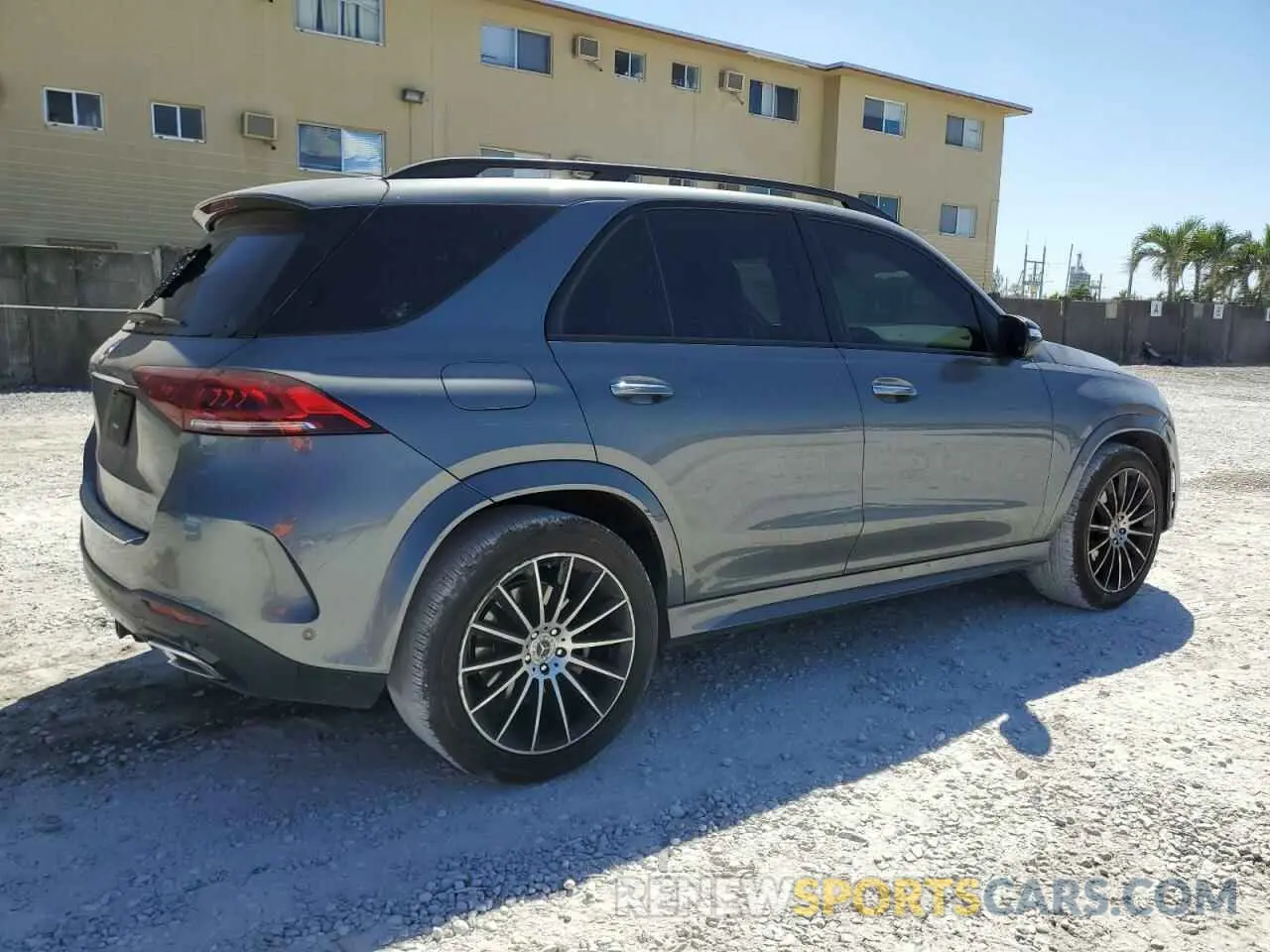 3 Фотография поврежденного автомобиля 4JGFB4JE7LA111225 MERCEDES-BENZ GLE-CLASS 2020