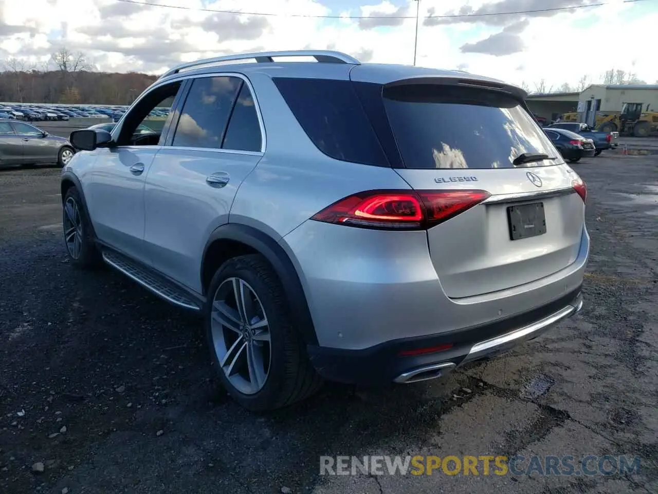 3 Фотография поврежденного автомобиля 4JGFB4KB1LA070658 MERCEDES-BENZ GLE-CLASS 2020