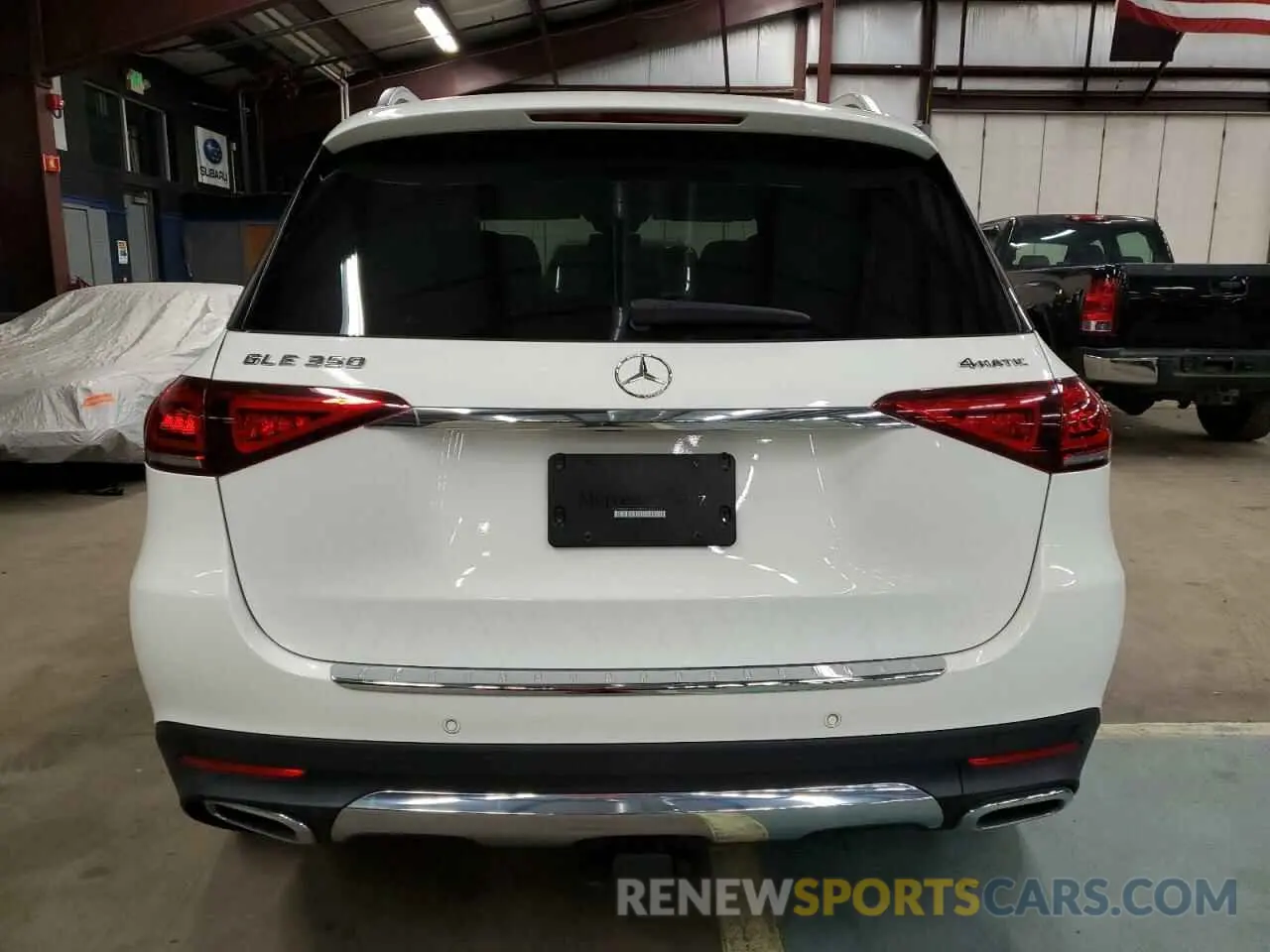 6 Photograph of a damaged car 4JGFB4KB1LA209560 MERCEDES-BENZ GLE-CLASS 2020