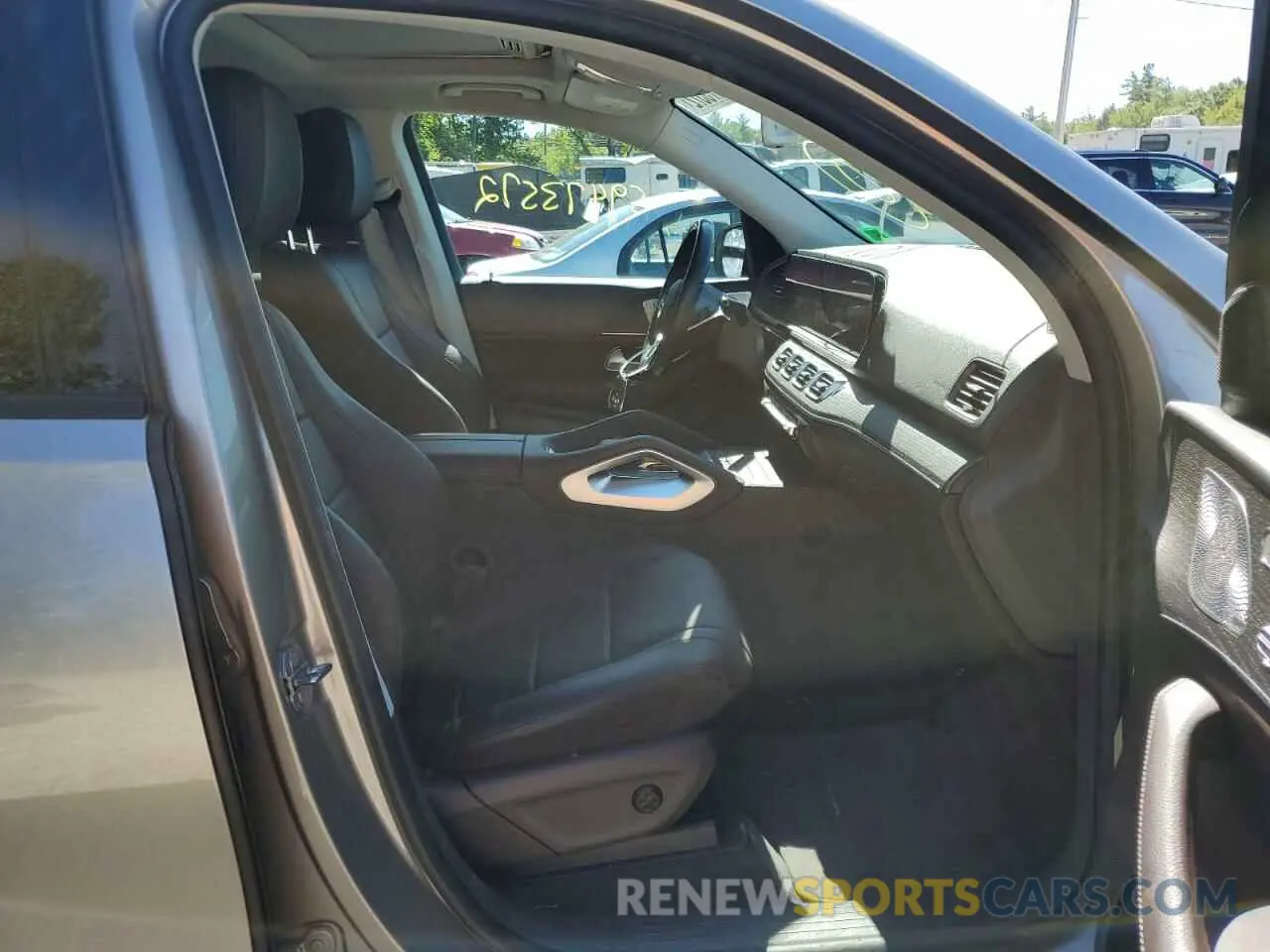 5 Photograph of a damaged car 4JGFB4KB3LA236842 MERCEDES-BENZ GLE-CLASS 2020