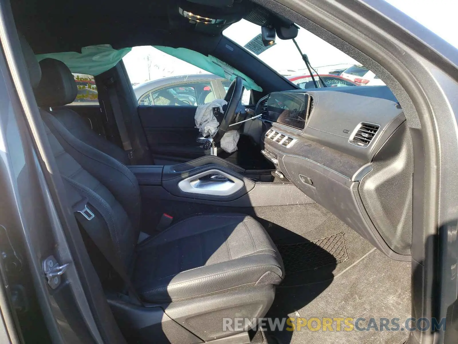 5 Photograph of a damaged car 4JGFB4KB8LA223746 MERCEDES-BENZ GLE-CLASS 2020
