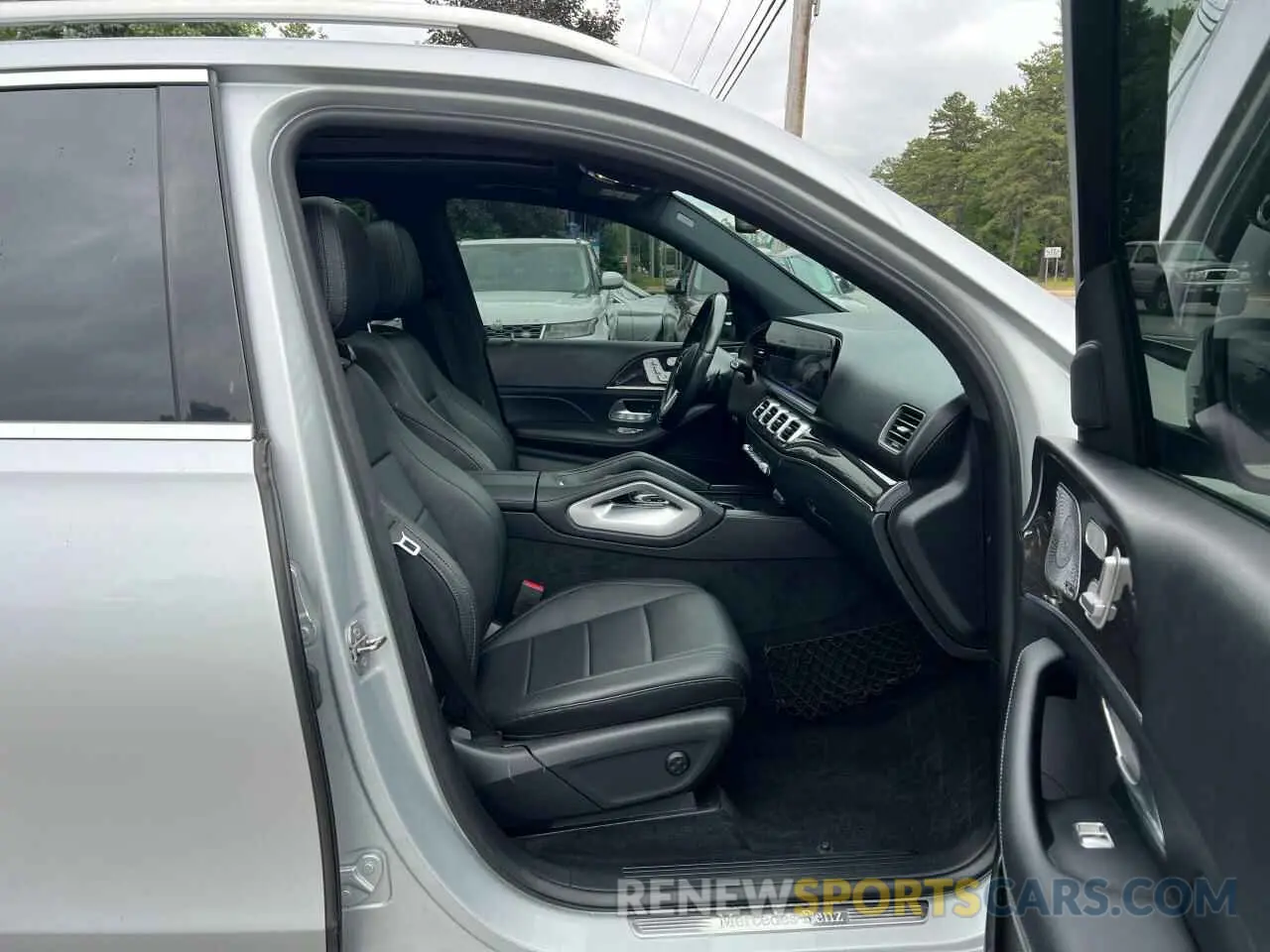 5 Photograph of a damaged car 4JGFB4KB9LA034295 MERCEDES-BENZ GLE-CLASS 2020