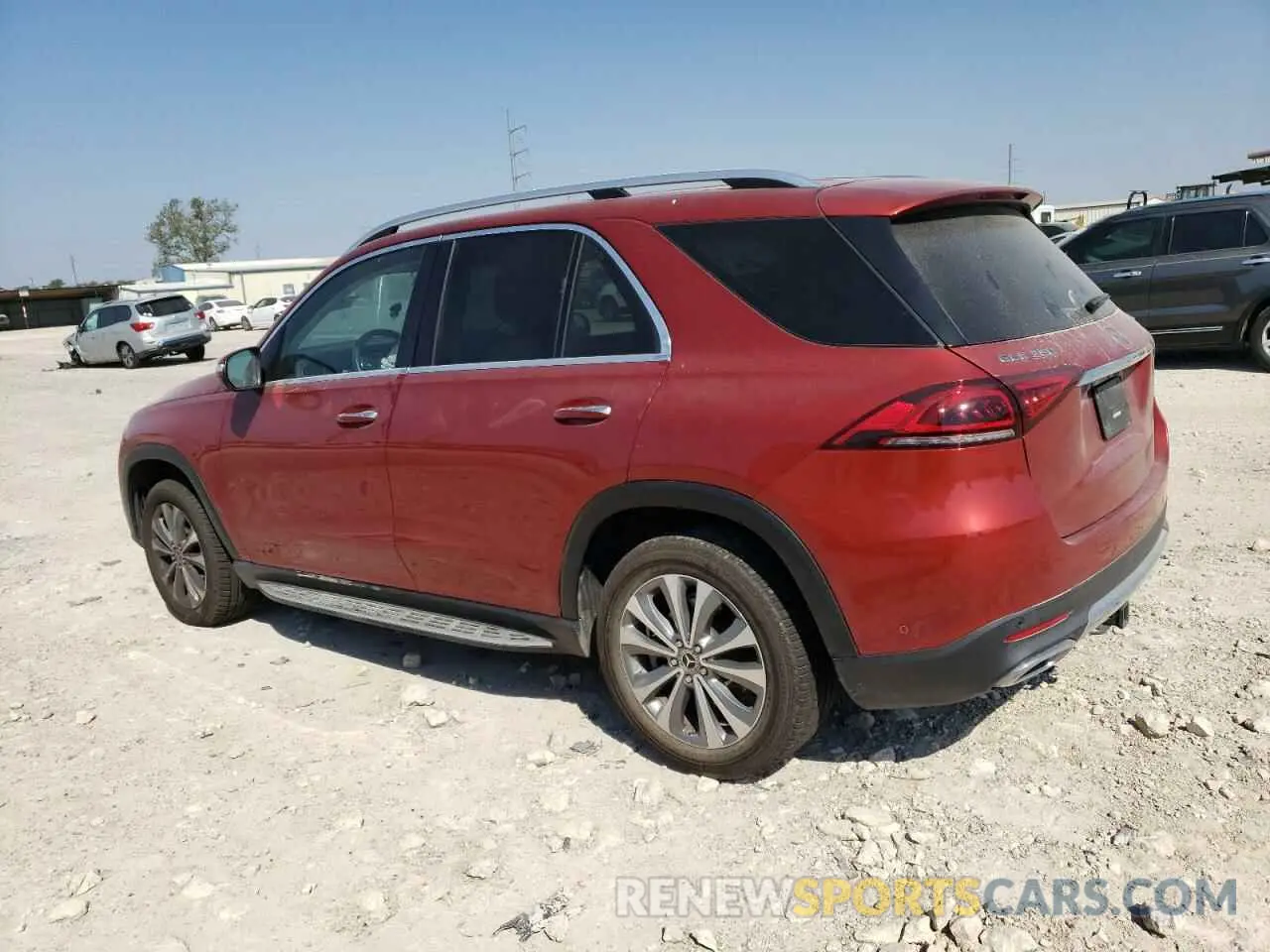 2 Photograph of a damaged car 4JGFB4KBXLA051915 MERCEDES-BENZ GLE-CLASS 2020