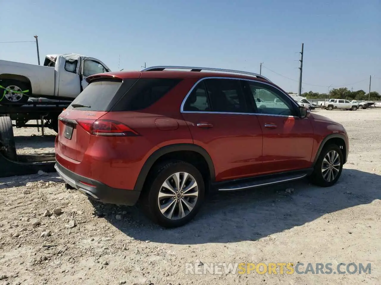3 Photograph of a damaged car 4JGFB4KBXLA051915 MERCEDES-BENZ GLE-CLASS 2020