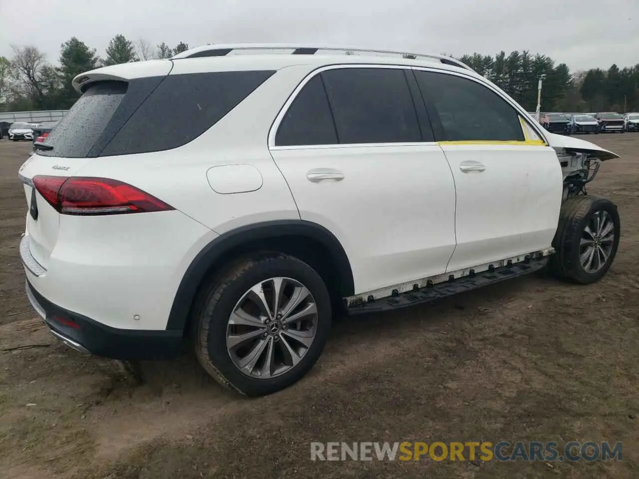 3 Photograph of a damaged car 4JGFB4KE2LA028882 MERCEDES-BENZ GLE-CLASS 2020