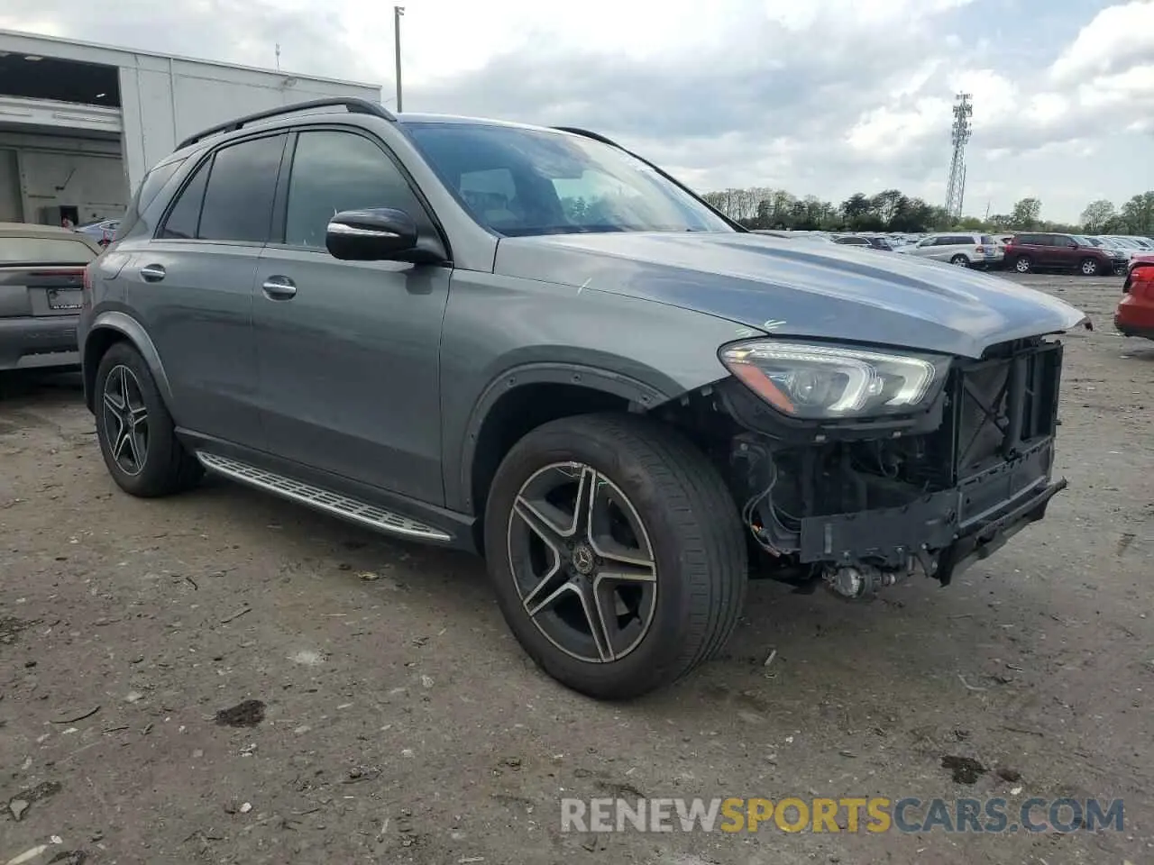 4 Photograph of a damaged car 4JGFB4KE2LA036397 MERCEDES-BENZ GLE-CLASS 2020