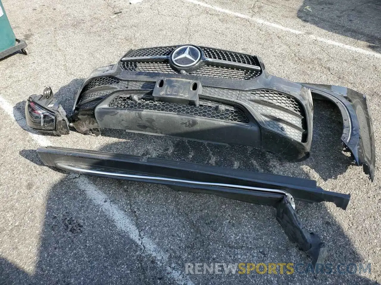 13 Photograph of a damaged car 4JGFB4KE5LA062914 MERCEDES-BENZ GLE-CLASS 2020