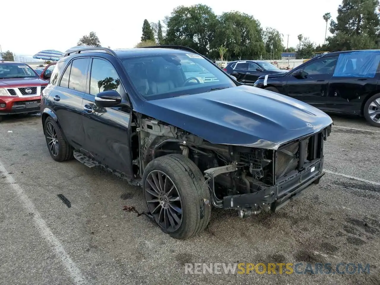 4 Photograph of a damaged car 4JGFB4KE5LA062914 MERCEDES-BENZ GLE-CLASS 2020