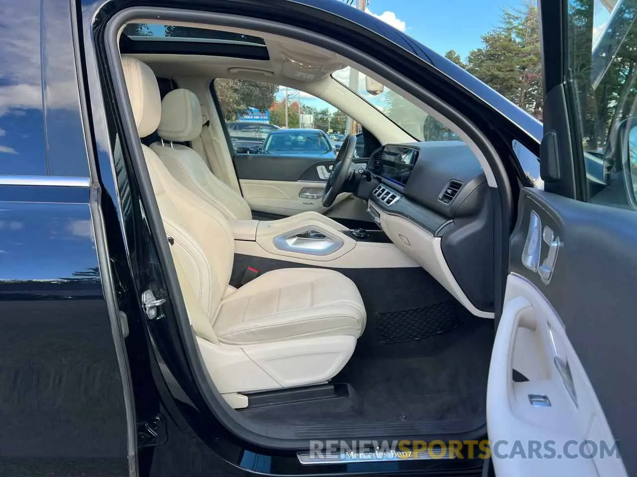5 Photograph of a damaged car 4JGFB4KE9LA049700 MERCEDES-BENZ GLE-CLASS 2020