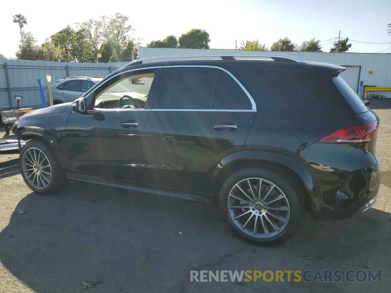 2 Photograph of a damaged car 4JGFB5KB0LA166996 MERCEDES-BENZ GLE-CLASS 2020
