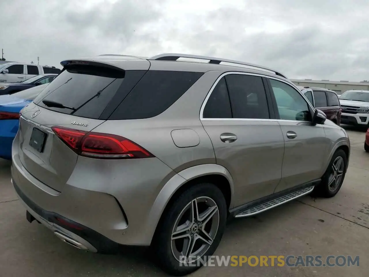 3 Photograph of a damaged car 4JGFB5KB5LA155234 MERCEDES-BENZ GLE-CLASS 2020