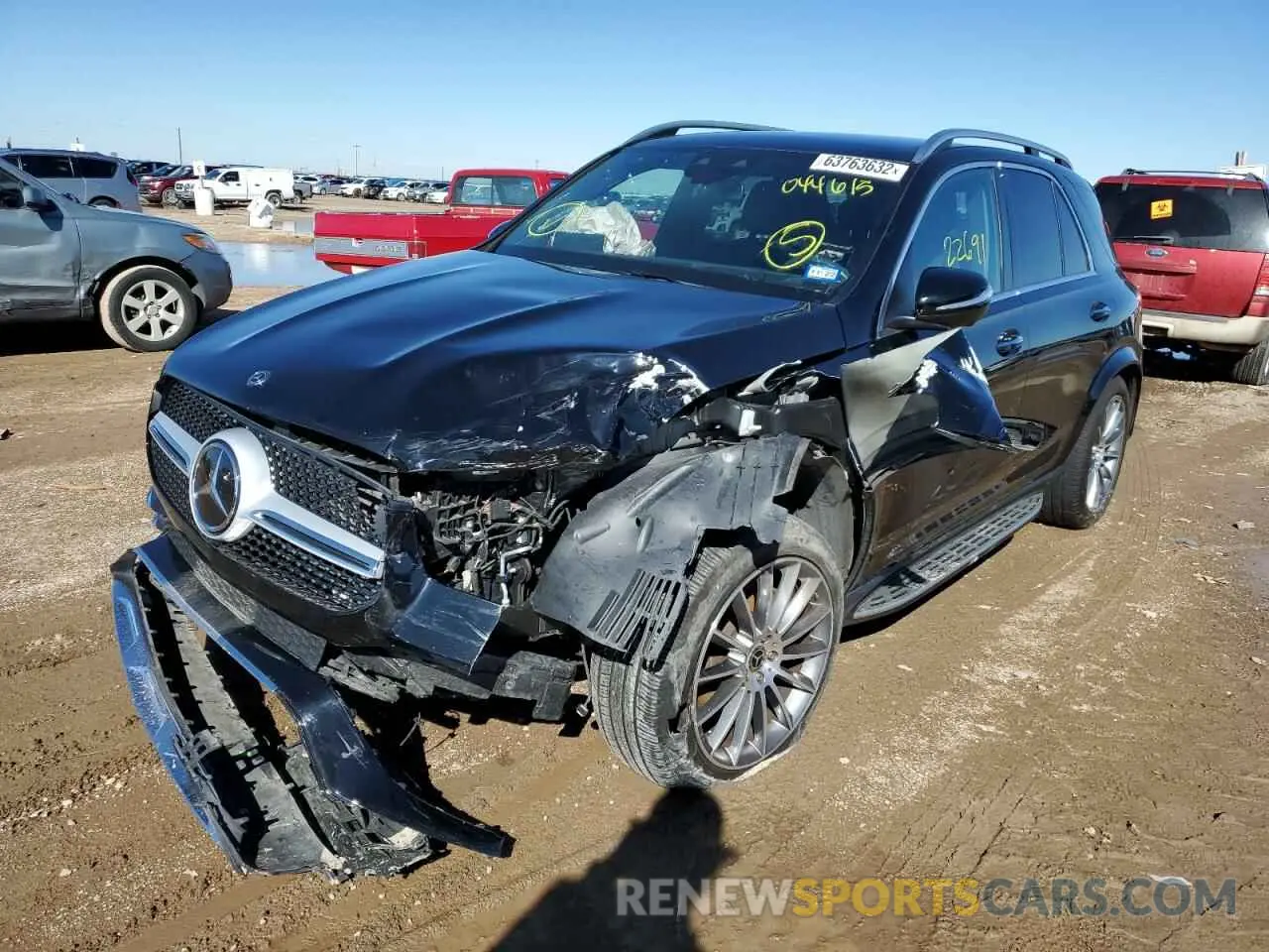 2 Photograph of a damaged car 4JGFB5KBXLA044615 MERCEDES-BENZ GLE-CLASS 2020
