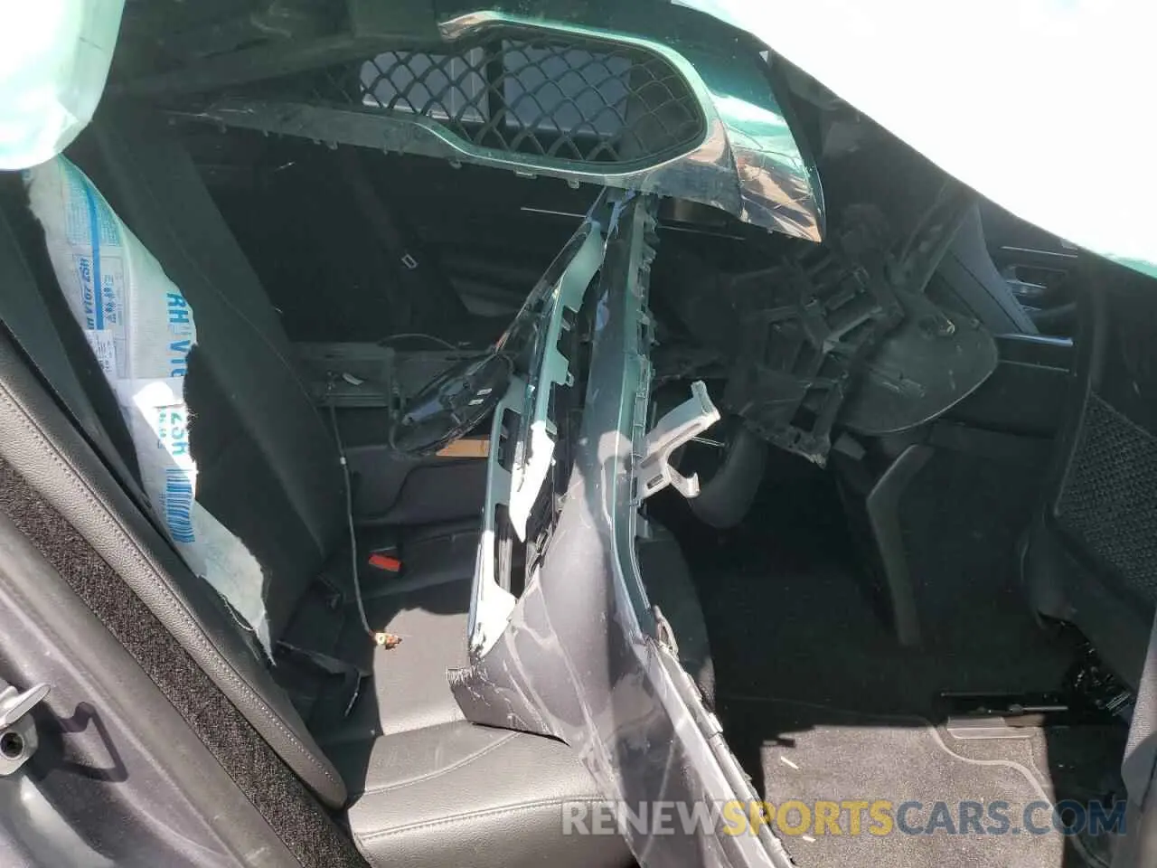 11 Photograph of a damaged car 4JGFB4JB2MA569021 MERCEDES-BENZ GLE-CLASS 2021